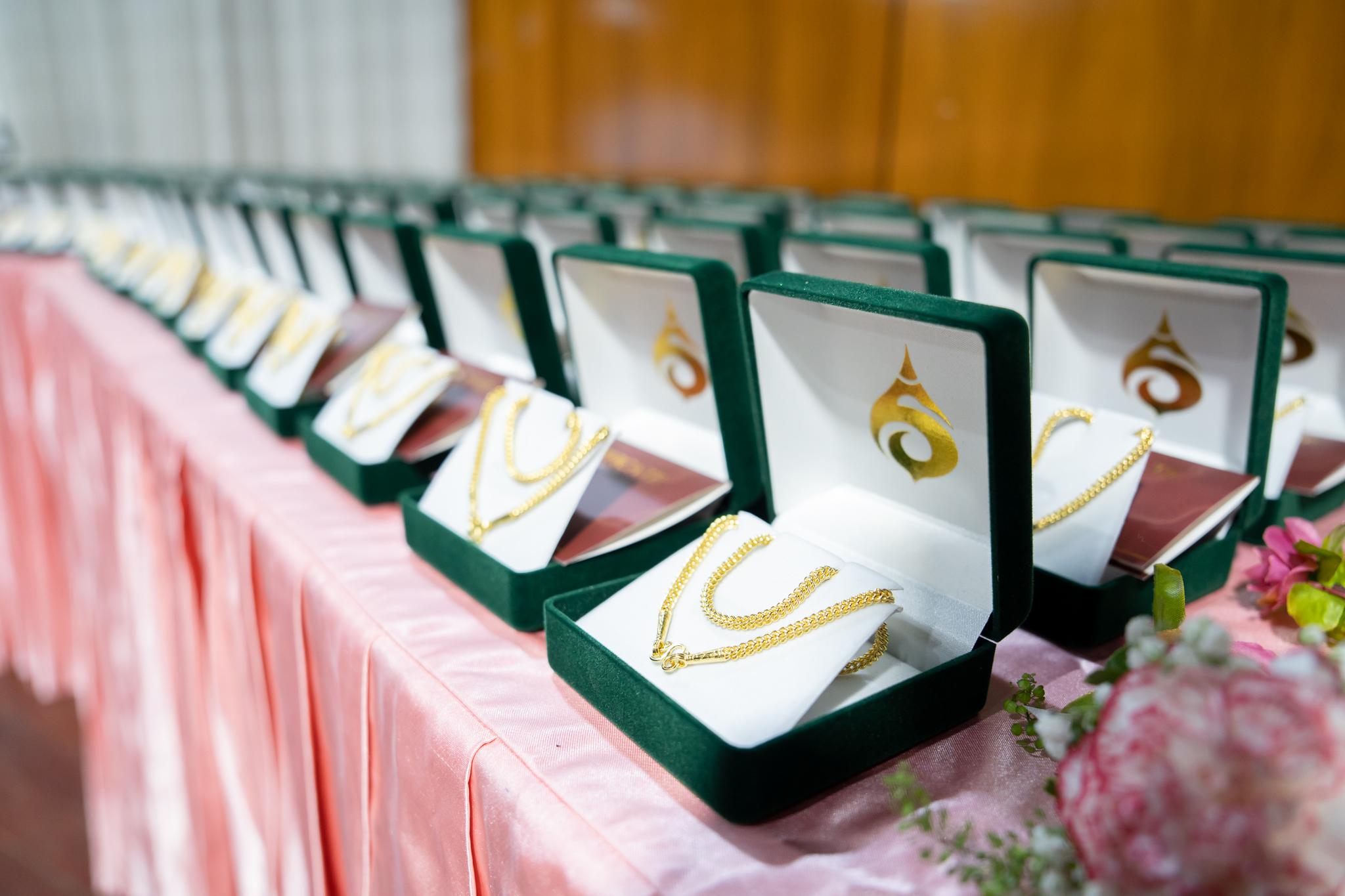 พิธีมอบของที่ระลึกแด่ผู้เกษียณอายุราชการและอายุงาน ประจำปี 2566 พิธีมอบของที่ระลึกแด่ผู้เกษียณอายุราชการและอายุงาน ประจำปี 2566