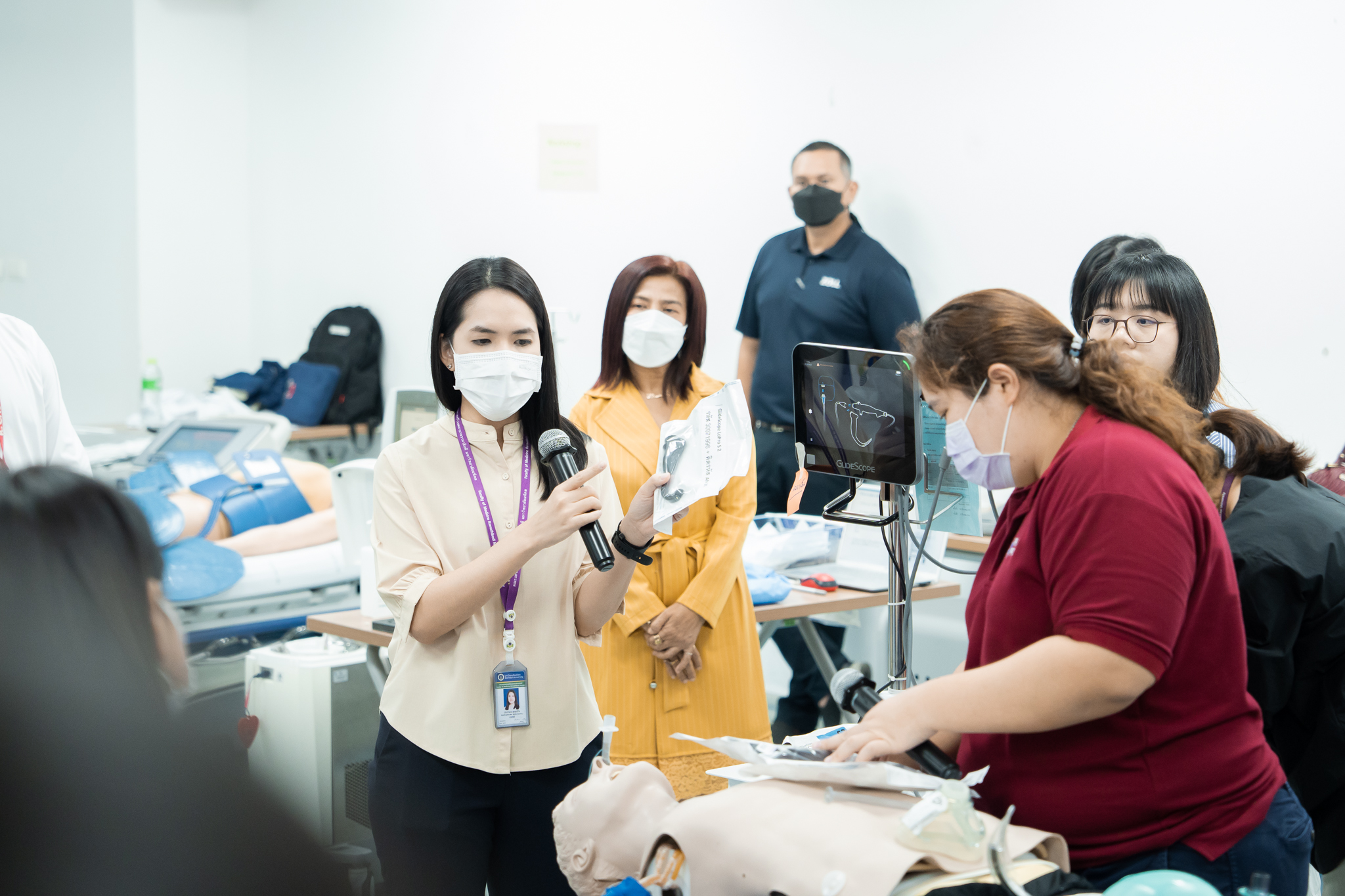 โครงการอบรมเชิงปฏิบัติการ เรื่อง การดูแลผู้ป่วยที่ใช้เครื่องช่วยหายใจ โครงการอบรมเชิงปฏิบัติการ เรื่อง การดูแลผู้ป่วยที่ใช้เครื่องช่วยหายใจ