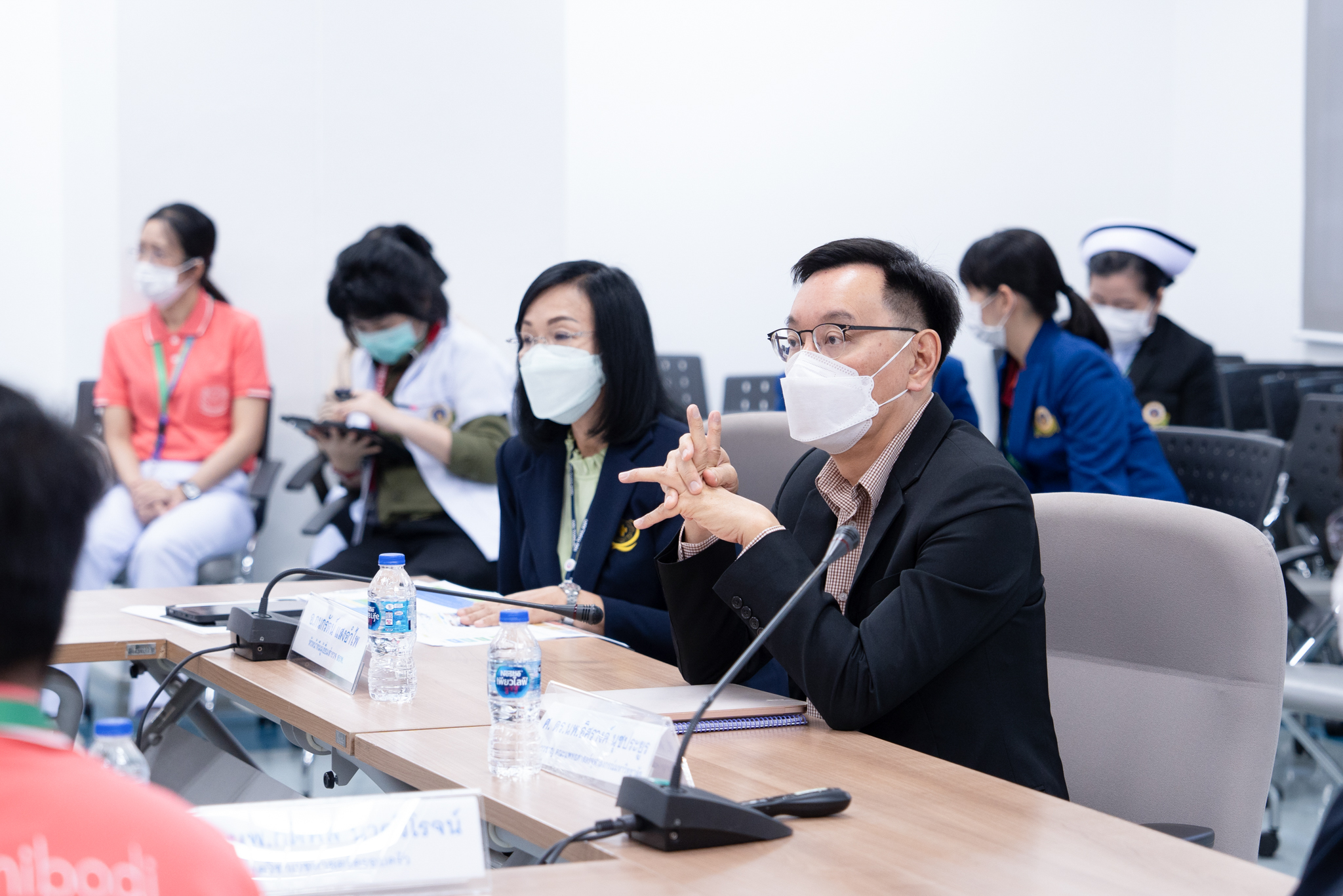 การเยี่ยมสำรวจเพื่อประเมินการรับรองเฉพาะโรค : “การผ่าตัดส่องกล้องข้อเข่าแบบวันเดียวกลับ (Ambulatory Knee Arthroscopic Surgery: AKAS)” และเยี่ยมเพื่อต่ออายุการรับรองเฉพาะโรค : “การดูแลรักษาผู้ป่วยระยะสุดท้ายแบบประคับประคอง (DSC Palliative care)” การเยี่ยมสำรวจเพื่อประเมินการรับรองเฉพาะโรค : “การผ่าตัดส่องกล้องข้อเข่าแบบวันเดียวกลับ (Ambulatory Knee Arthroscopic Surgery: AKAS)” และเยี่ยมเพื่อต่ออายุการรับรองเฉพาะโรค : “การดูแลรักษาผู้ป่วยระยะสุดท้ายแบบประคับประคอง (DSC Palliative care)”