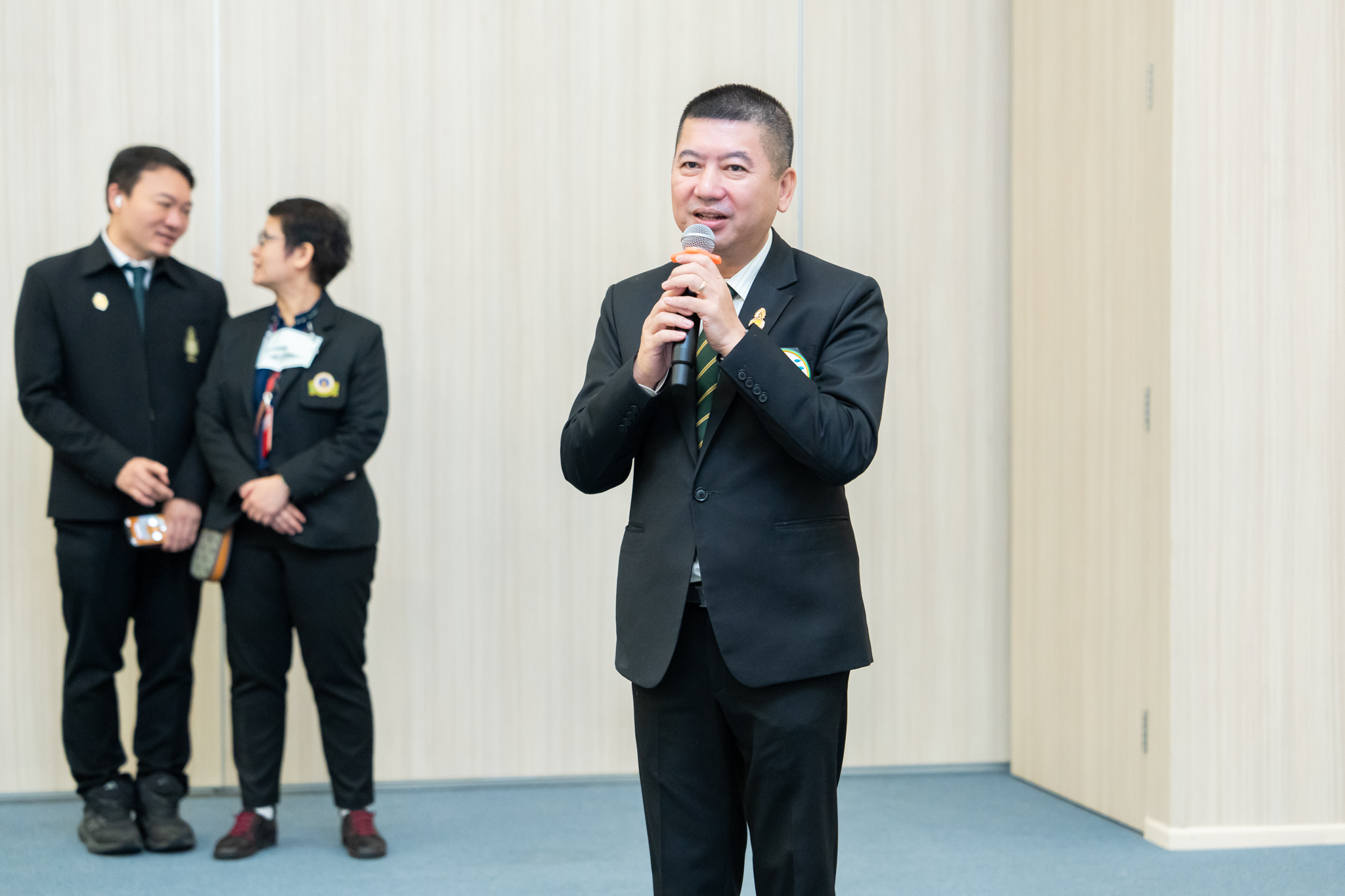 คณะนักศึกษาหลักสูตรประกาศนียบัตรธรรมาภิบาลทางการแพทย์สำหรับผู้บริหารระดับสูง (ปธพ.) รุ่นที่ 10 ศึกษาดูงานสถาบันการแพทย์จักรีนฤบดินทร์ คณะแพทยศาสตร์โรงพยาบาลรามาธิบดี มหาวิทยาลัยมหิดล คณะนักศึกษาหลักสูตรประกาศนียบัตรธรรมาภิบาลทางการแพทย์สำหรับผู้บริหารระดับสูง (ปธพ.) รุ่นที่ 10 ศึกษาดูงานสถาบันการแพทย์จักรีนฤบดินทร์ คณะแพทยศาสตร์โรงพยาบาลรามาธิบดี มหาวิทยาลัยมหิดล