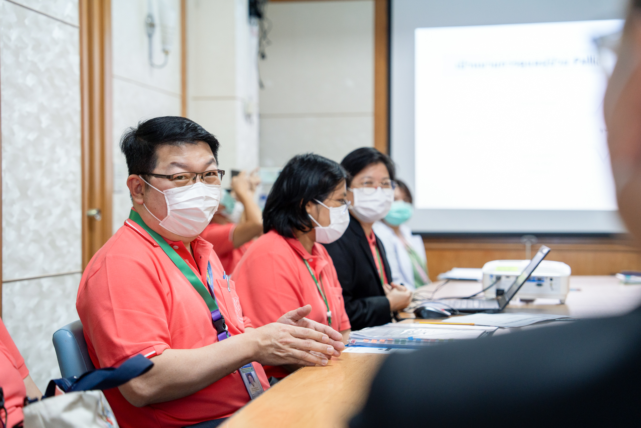 การเยี่ยมสำรวจเพื่อประเมินการรับรองเฉพาะโรค : “การผ่าตัดส่องกล้องข้อเข่าแบบวันเดียวกลับ (Ambulatory Knee Arthroscopic Surgery: AKAS)” และเยี่ยมเพื่อต่ออายุการรับรองเฉพาะโรค : “การดูแลรักษาผู้ป่วยระยะสุดท้ายแบบประคับประคอง (DSC Palliative care)” การเยี่ยมสำรวจเพื่อประเมินการรับรองเฉพาะโรค : “การผ่าตัดส่องกล้องข้อเข่าแบบวันเดียวกลับ (Ambulatory Knee Arthroscopic Surgery: AKAS)” และเยี่ยมเพื่อต่ออายุการรับรองเฉพาะโรค : “การดูแลรักษาผู้ป่วยระยะสุดท้ายแบบประคับประคอง (DSC Palliative care)”