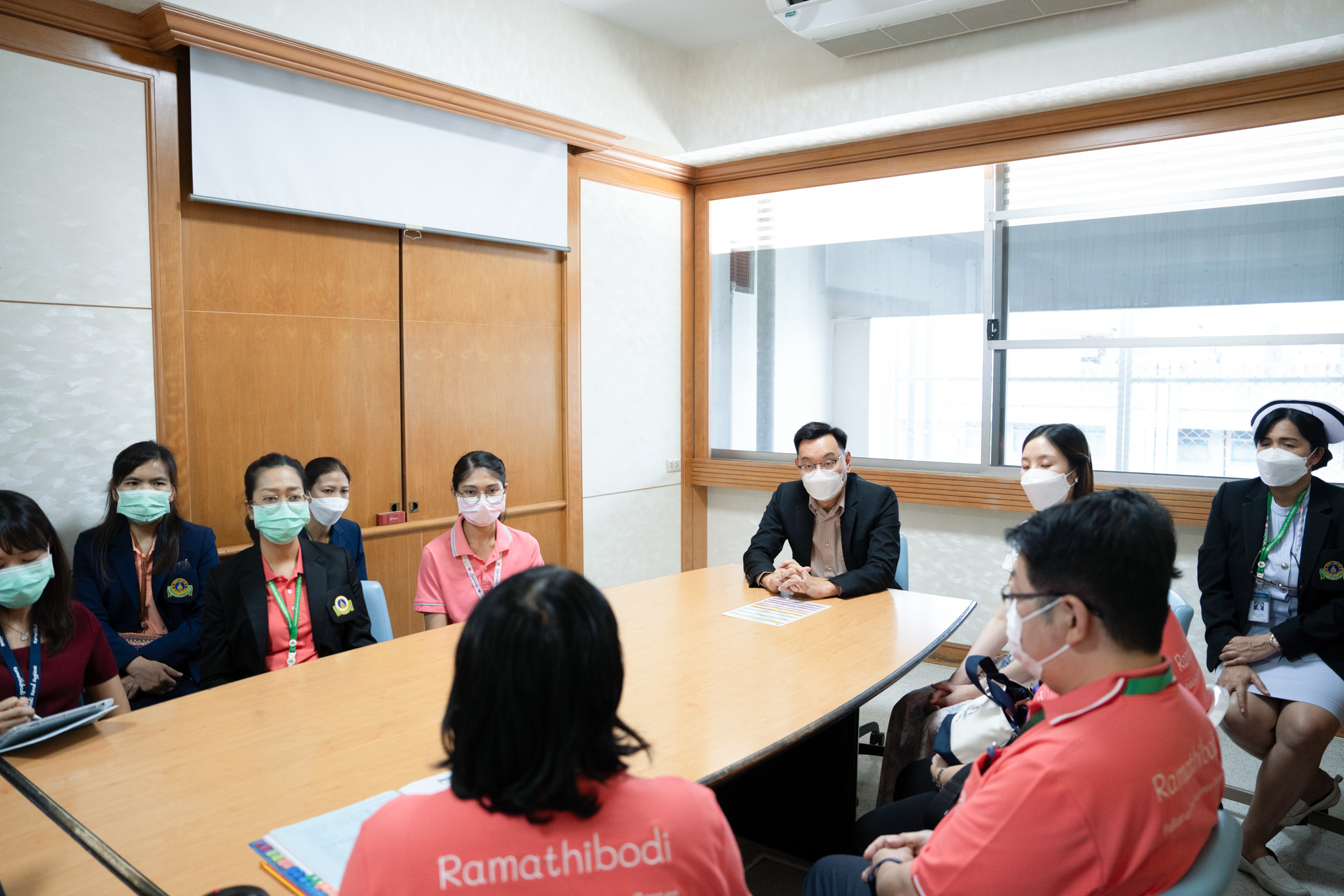 การเยี่ยมสำรวจเพื่อประเมินการรับรองเฉพาะโรค : “การผ่าตัดส่องกล้องข้อเข่าแบบวันเดียวกลับ (Ambulatory Knee Arthroscopic Surgery: AKAS)” และเยี่ยมเพื่อต่ออายุการรับรองเฉพาะโรค : “การดูแลรักษาผู้ป่วยระยะสุดท้ายแบบประคับประคอง (DSC Palliative care)” การเยี่ยมสำรวจเพื่อประเมินการรับรองเฉพาะโรค : “การผ่าตัดส่องกล้องข้อเข่าแบบวันเดียวกลับ (Ambulatory Knee Arthroscopic Surgery: AKAS)” และเยี่ยมเพื่อต่ออายุการรับรองเฉพาะโรค : “การดูแลรักษาผู้ป่วยระยะสุดท้ายแบบประคับประคอง (DSC Palliative care)”
