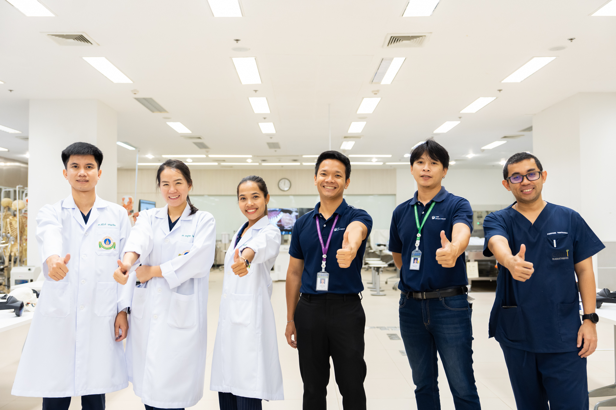 คณะนักศึกษาหลักสูตรประกาศนียบัตรธรรมาภิบาลทางการแพทย์สำหรับผู้บริหารระดับสูง (ปธพ.) รุ่นที่ 10 ศึกษาดูงานสถาบันการแพทย์จักรีนฤบดินทร์ คณะแพทยศาสตร์โรงพยาบาลรามาธิบดี มหาวิทยาลัยมหิดล คณะนักศึกษาหลักสูตรประกาศนียบัตรธรรมาภิบาลทางการแพทย์สำหรับผู้บริหารระดับสูง (ปธพ.) รุ่นที่ 10 ศึกษาดูงานสถาบันการแพทย์จักรีนฤบดินทร์ คณะแพทยศาสตร์โรงพยาบาลรามาธิบดี มหาวิทยาลัยมหิดล