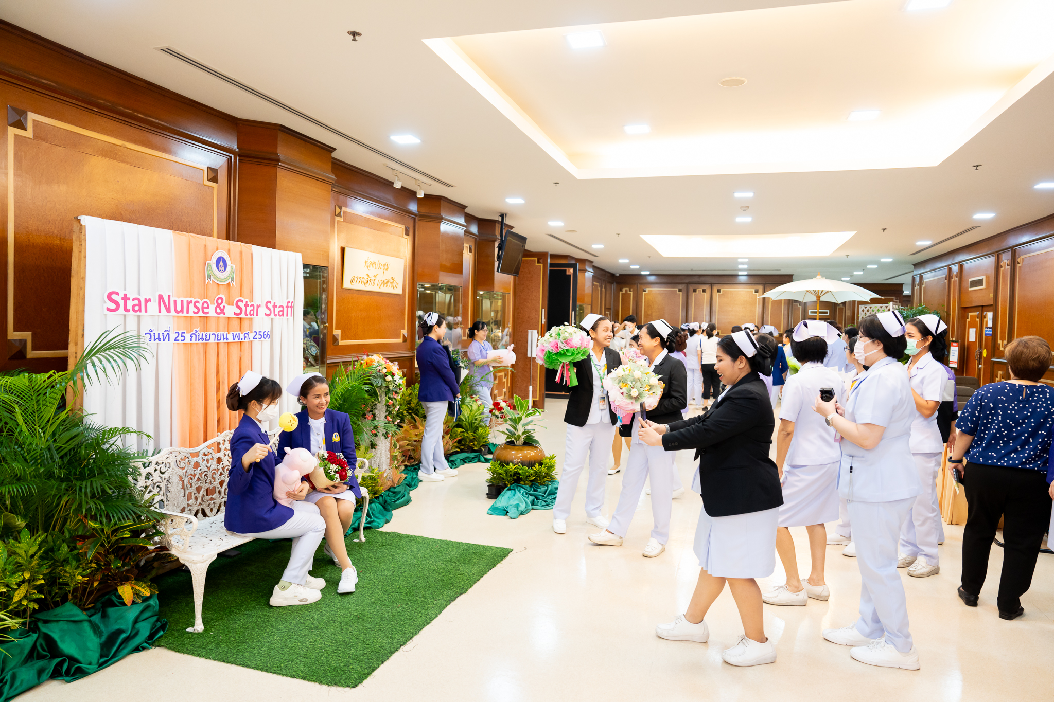 โครงการ “Star Nurse & Star Staff” ครั้งที่ 4 โครงการ “Star Nurse & Star Staff” ครั้งที่ 4