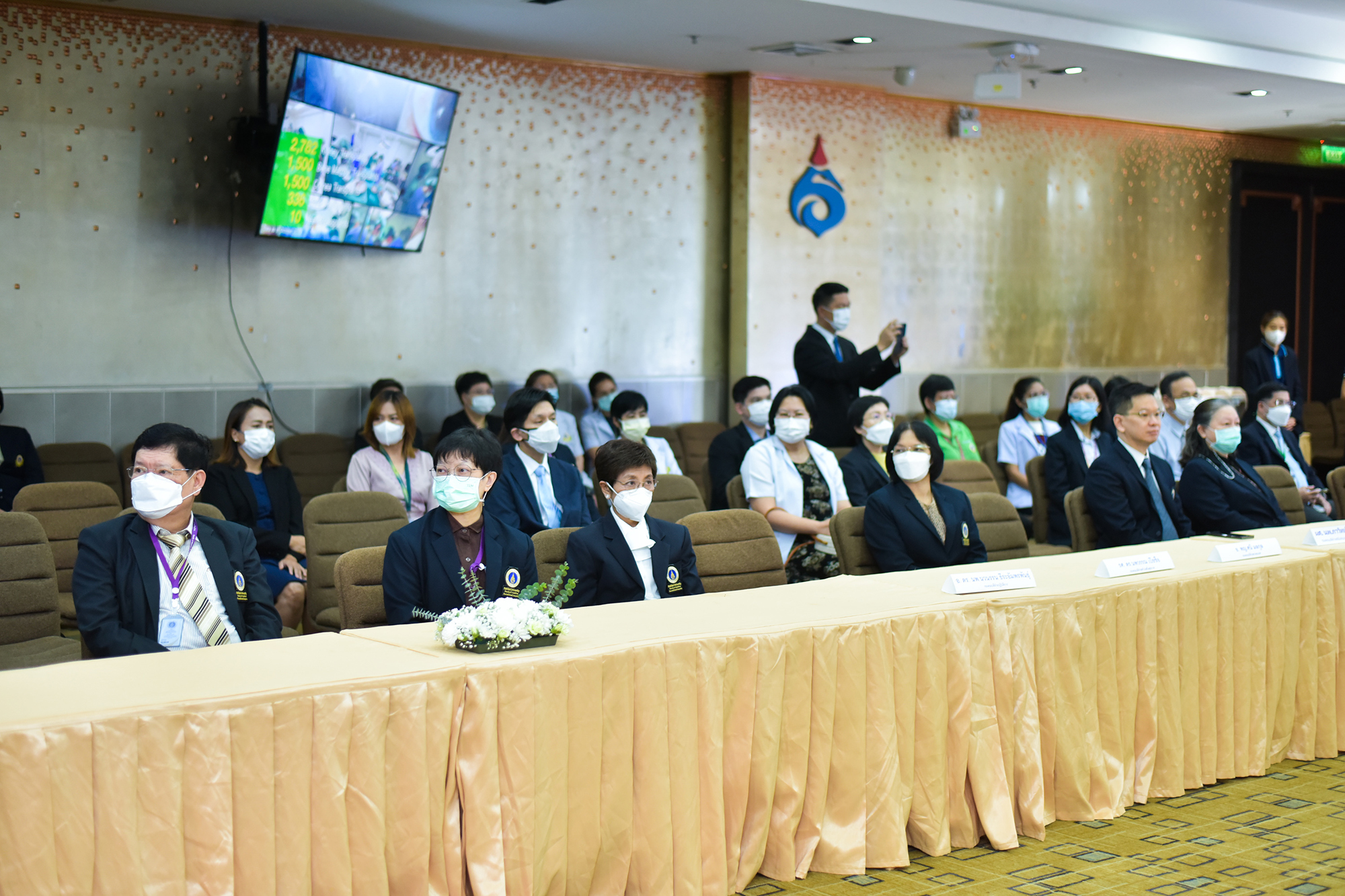 รามาฯ – กรุงเทพมหานคร ลงนามข้อตกลงความร่วมมือทางวิชาการ (MOU) ส่งต่อองค์ความรู้ ต่อยอดการบริการสาธารณสุข ร่วมกัน รามาฯ – กรุงเทพมหานคร ลงนามข้อตกลงความร่วมมือทางวิชาการ (MOU) ส่งต่อองค์ความรู้ ต่อยอดการบริการสาธารณสุข ร่วมกัน