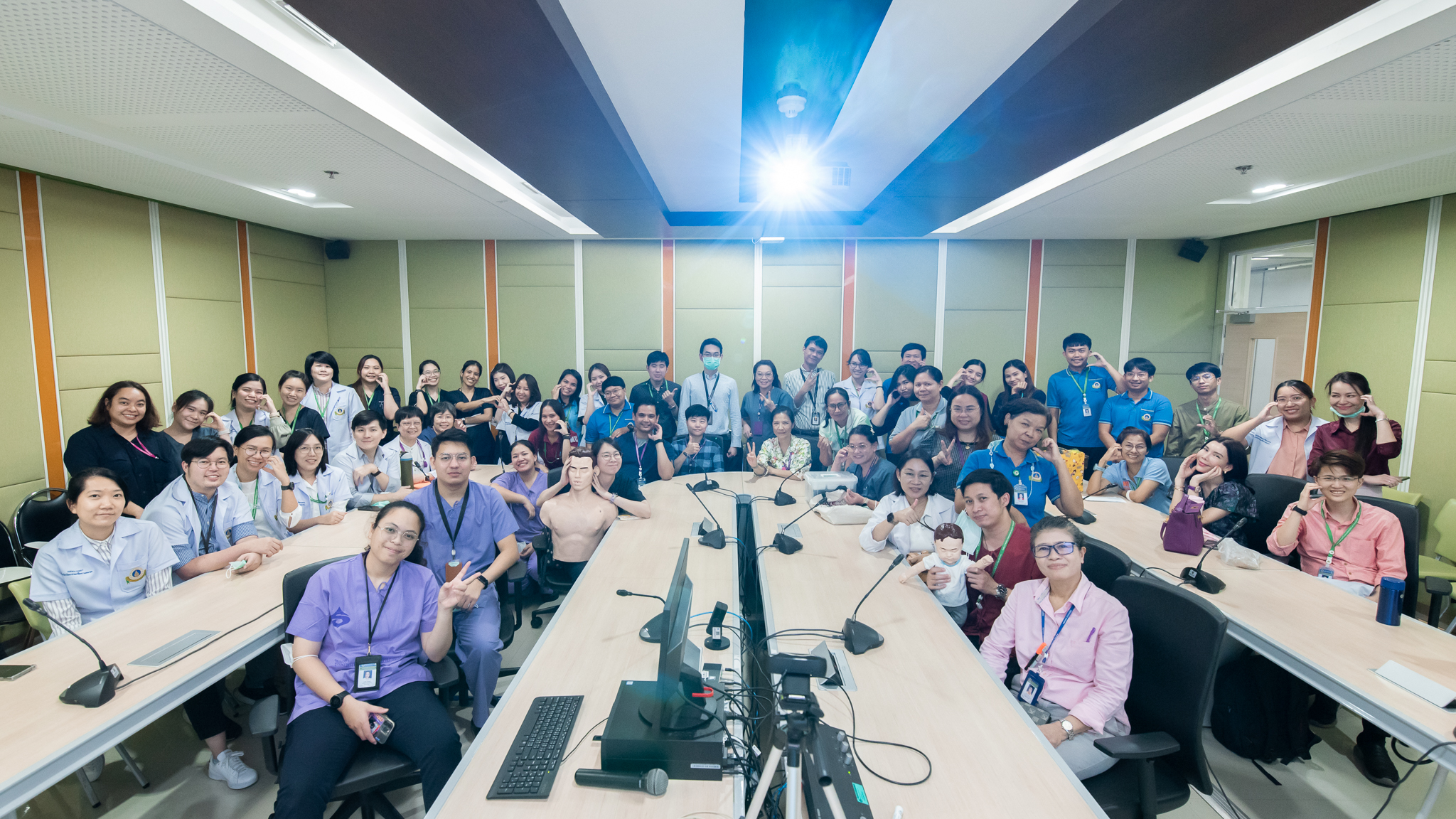 ภาควิชาวิทยาศาสตร์สื่อความหมายและความผิดปกติของการสื่อความหมาย คณะแพทยศาสตร์โรงพยาบาลรามาธิบดี มหาวิทยาลัยมหิดล จัดโครงการอบรมการปฐมพยาบาลขั้นต้นและการกู้ชีพพื้นฐาน (CPR) ภาควิชาวิทยาศาสตร์สื่อความหมายและความผิดปกติของการสื่อความหมาย คณะแพทยศาสตร์โรงพยาบาลรามาธิบดี มหาวิทยาลัยมหิดล จัดโครงการอบรมการปฐมพยาบาลขั้นต้นและการกู้ชีพพื้นฐาน (CPR)