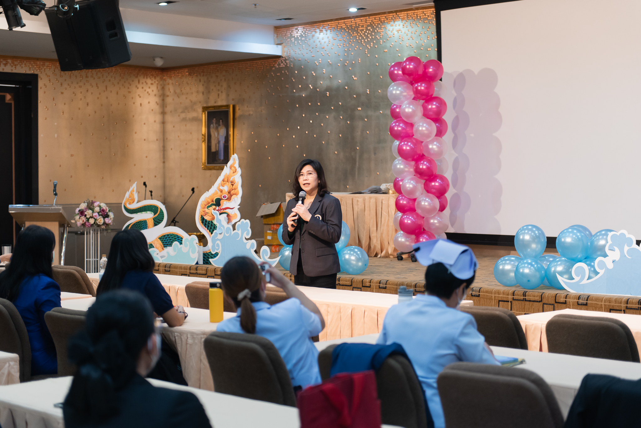 ฝ่ายการพยาบาล คณะแพทยศาสตร์โรงพยาบาลรามาธิบดี มหาวิทยาลัยมหิดล จัดประชุมคณะกรรมการ Administrative และกิจกรรมแสดงความยินดี ฝ่ายการพยาบาล คณะแพทยศาสตร์โรงพยาบาลรามาธิบดี มหาวิทยาลัยมหิดล จัดประชุมคณะกรรมการ Administrative และกิจกรรมแสดงความยินดี