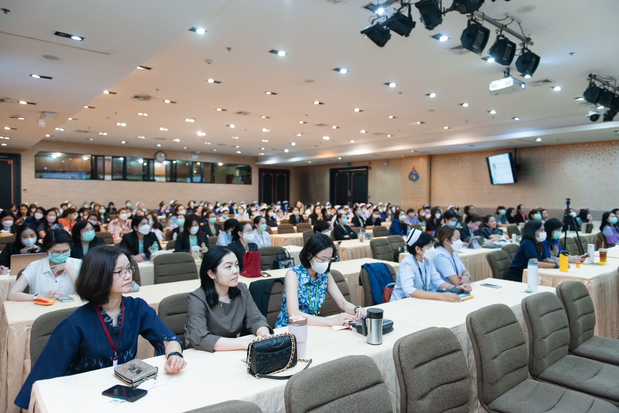 ฝ่ายการพยาบาล คณะแพทยศาสตร์โรงพยาบาลรามาธิบดี มหาวิทยาลัยมหิดล จัดประชุมคณะกรรมการ Administrative และกิจกรรมแสดงความยินดี ฝ่ายการพยาบาล คณะแพทยศาสตร์โรงพยาบาลรามาธิบดี มหาวิทยาลัยมหิดล จัดประชุมคณะกรรมการ Administrative และกิจกรรมแสดงความยินดี