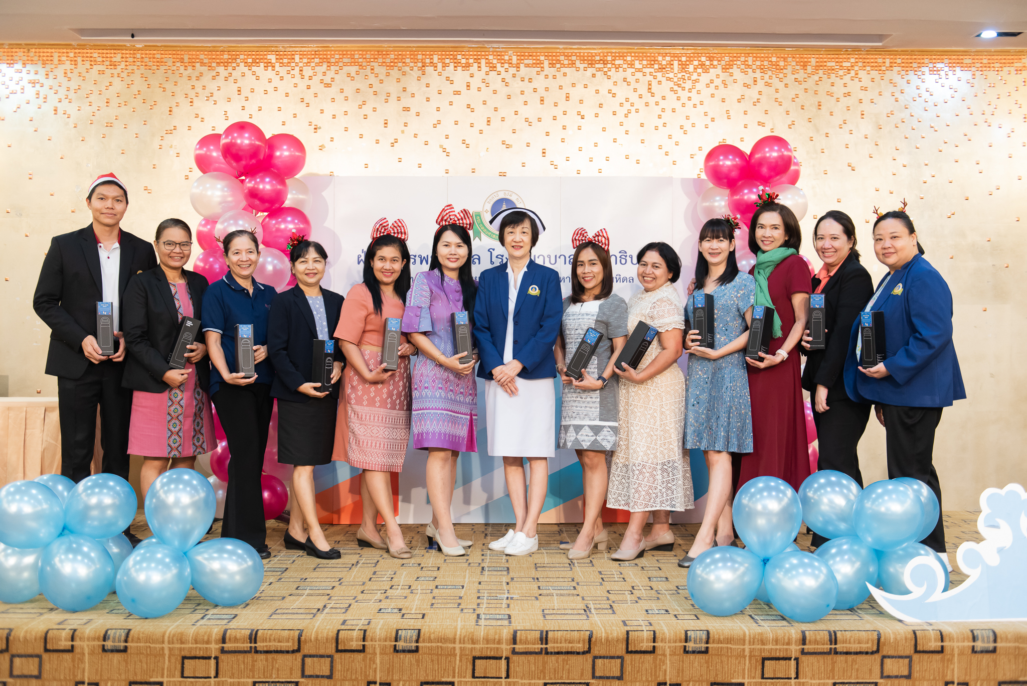 ฝ่ายการพยาบาล คณะแพทยศาสตร์โรงพยาบาลรามาธิบดี มหาวิทยาลัยมหิดล จัดประชุมคณะกรรมการ Administrative และกิจกรรมแสดงความยินดี ฝ่ายการพยาบาล คณะแพทยศาสตร์โรงพยาบาลรามาธิบดี มหาวิทยาลัยมหิดล จัดประชุมคณะกรรมการ Administrative และกิจกรรมแสดงความยินดี