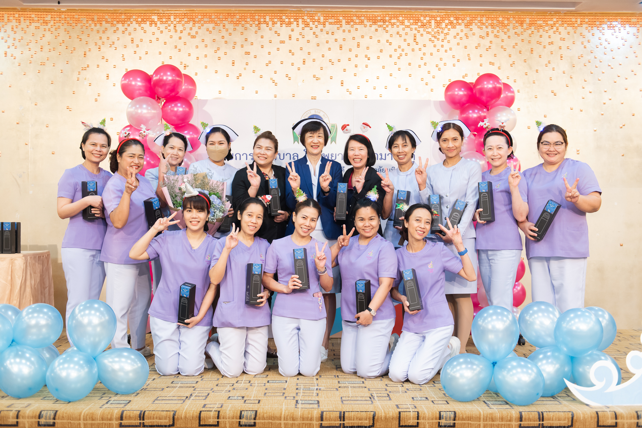 ฝ่ายการพยาบาล คณะแพทยศาสตร์โรงพยาบาลรามาธิบดี มหาวิทยาลัยมหิดล จัดประชุมคณะกรรมการ Administrative และกิจกรรมแสดงความยินดี ฝ่ายการพยาบาล คณะแพทยศาสตร์โรงพยาบาลรามาธิบดี มหาวิทยาลัยมหิดล จัดประชุมคณะกรรมการ Administrative และกิจกรรมแสดงความยินดี