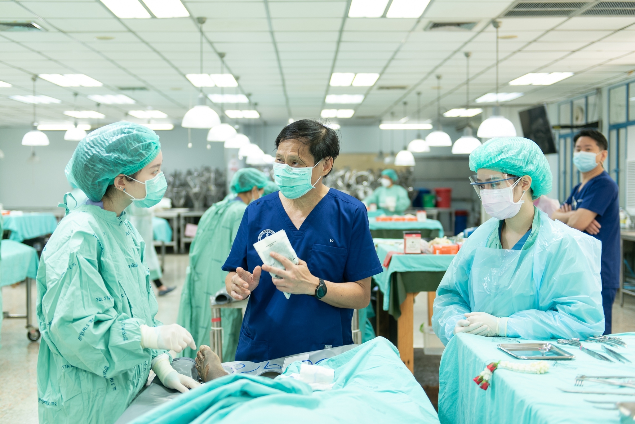 โครงการปฏิบัติการการผ่าตัดและศึกษาวิจัยทางศัลยศาสตร์ (Clinical Anatomy and Research Education Laboratory Project) หรือ CARE Lab 2023 โครงการปฏิบัติการการผ่าตัดและศึกษาวิจัยทางศัลยศาสตร์ (Clinical Anatomy and Research Education Laboratory Project) หรือ CARE Lab 2023