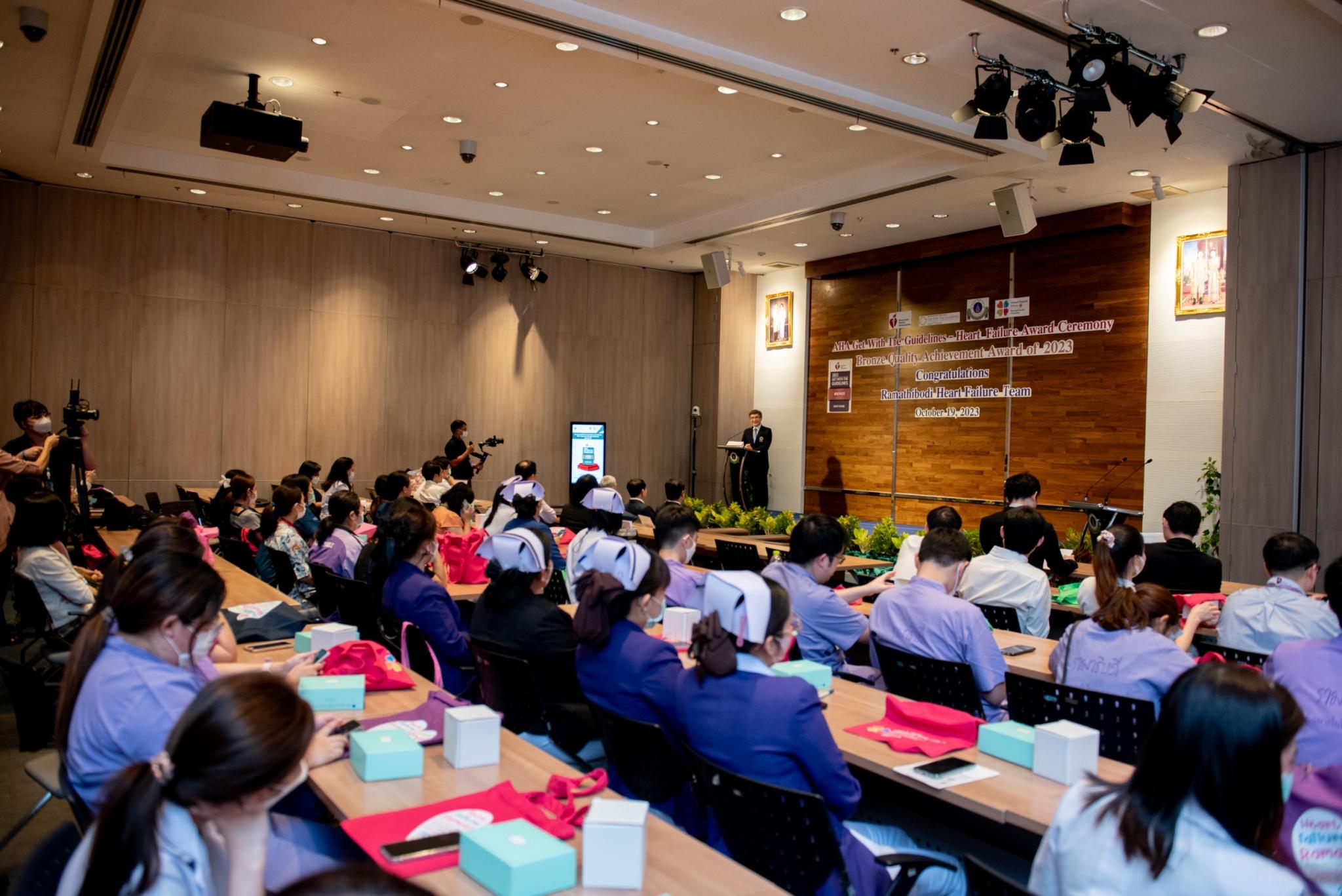 หน่วยตรวจหัวใจล้มเหลว ภาควิชาอายุรศาสตร์ คณะแพทยศาสตร์โรงพยาบาลรามาธิบดี มหาวิทยาลัยมหิดล ผ่านการรับรองมาตรฐานสากลระดับเอเชียตะวันออกเฉียงใต้ หน่วยตรวจหัวใจล้มเหลว ภาควิชาอายุรศาสตร์ คณะแพทยศาสตร์โรงพยาบาลรามาธิบดี มหาวิทยาลัยมหิดล ผ่านการรับรองมาตรฐานสากลระดับเอเชียตะวันออกเฉียงใต้