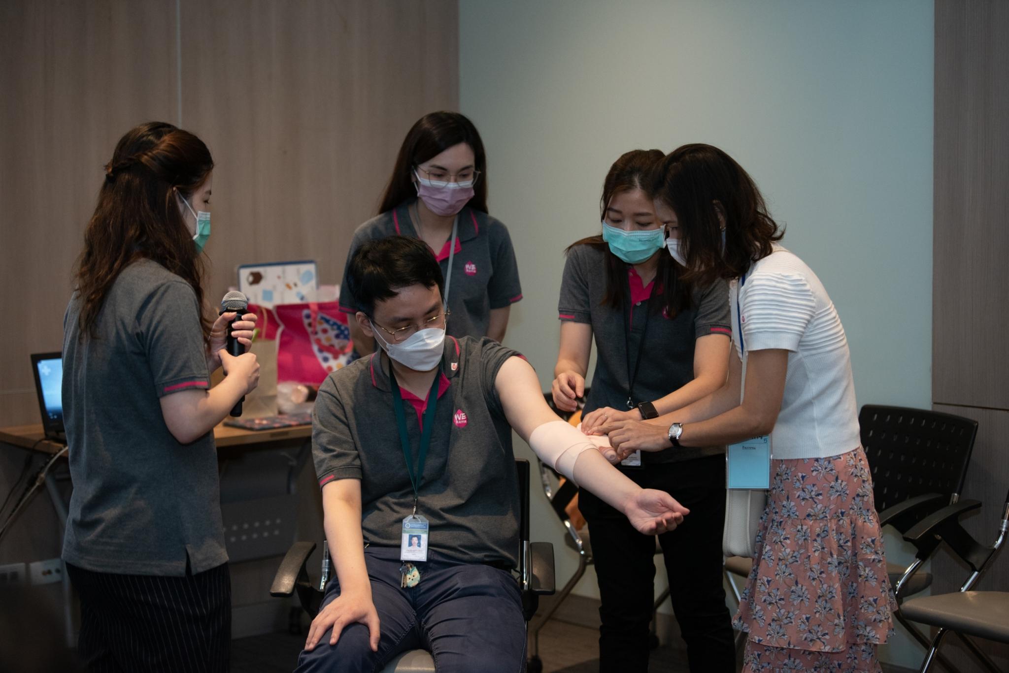 งานวันฮีโมฟีเลีย “การดูแลตนเองและการรักษา เพื่อคุณภาพชีวิตที่ดีขึ้น” งานวันฮีโมฟีเลีย “การดูแลตนเองและการรักษา เพื่อคุณภาพชีวิตที่ดีขึ้น”