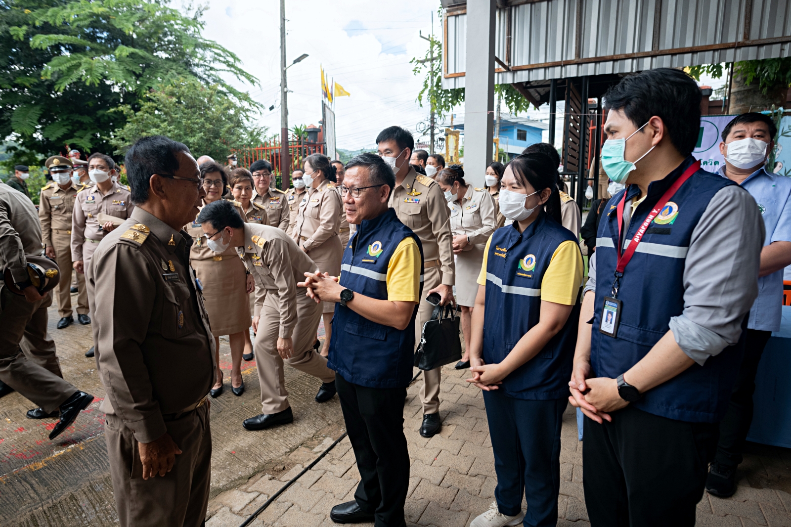 คณะแพทยศาสตร์โรงพยาบาลรามาธิบดี มหาวิทยาลัยมหิดล ร่วมกับ สำนักงานองคมนตรี ออกหน่วยแพทย์เคลื่อนที่ ในโครงการสืบสานพระราชปณิธาน จ.เชียงราย คณะแพทยศาสตร์โรงพยาบาลรามาธิบดี มหาวิทยาลัยมหิดล ร่วมกับ สำนักงานองคมนตรี ออกหน่วยแพทย์เคลื่อนที่ ในโครงการสืบสานพระราชปณิธาน จ.เชียงราย