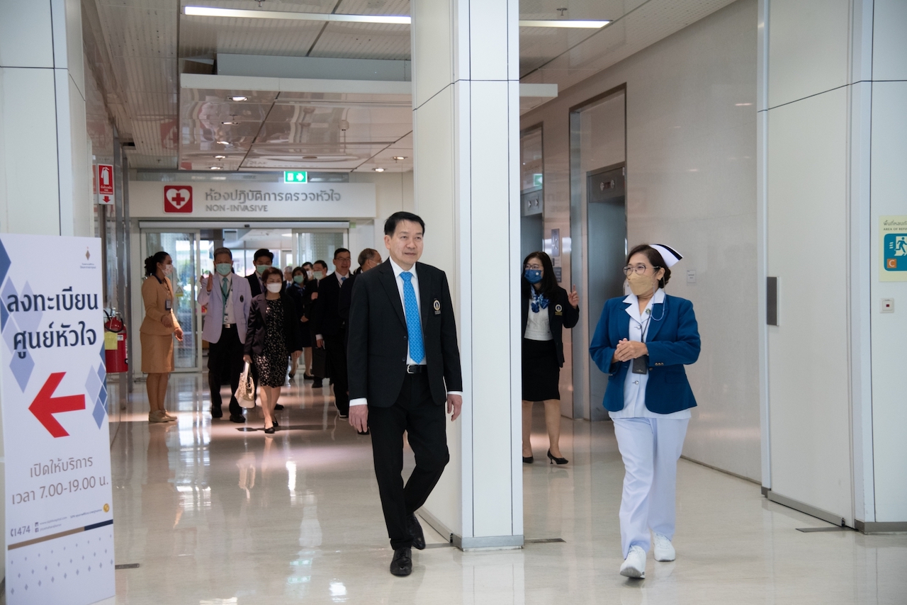 คณะผู้บริหารคณะแพทยศาสตร์โรงพยาบาลรามาธิบดีเยี่ยมเยือนคณะแพทยศาสตร์ศิริราชพยาบาล คณะผู้บริหารคณะแพทยศาสตร์โรงพยาบาลรามาธิบดีเยี่ยมเยือนคณะแพทยศาสตร์ศิริราชพยาบาล