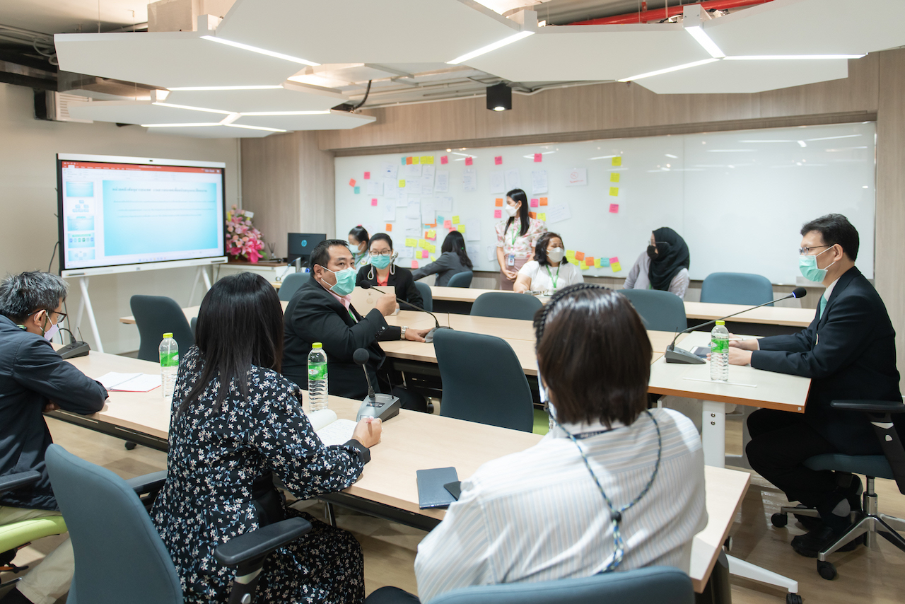 ต้อนรับคณะดูงานจากฝ่ายสารสนเทศ คณะแพทยศาสตร์ศิริราชพยาบาล มหาวิทยาลัยมหิดล ต้อนรับคณะดูงานจากฝ่ายสารสนเทศ คณะแพทยศาสตร์ศิริราชพยาบาล มหาวิทยาลัยมหิดล