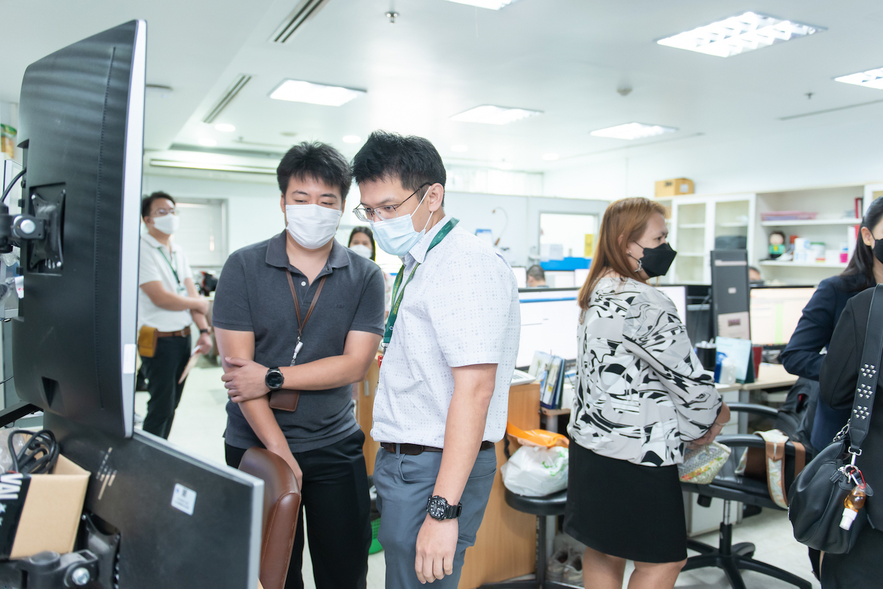 ต้อนรับคณะดูงานจากฝ่ายสารสนเทศ คณะแพทยศาสตร์ศิริราชพยาบาล มหาวิทยาลัยมหิดล ต้อนรับคณะดูงานจากฝ่ายสารสนเทศ คณะแพทยศาสตร์ศิริราชพยาบาล มหาวิทยาลัยมหิดล
