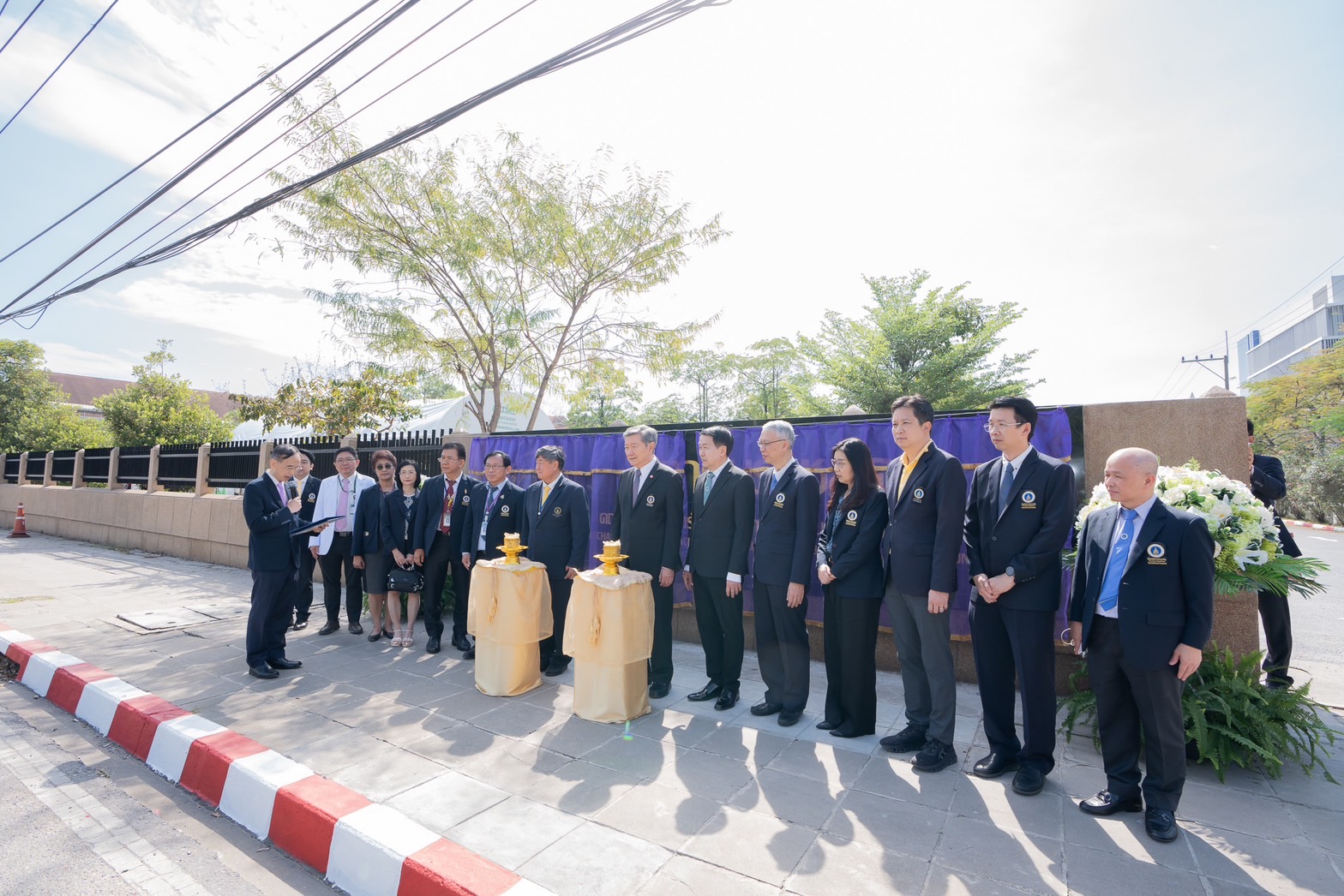 พิธีทำบุญและเปิดป้ายสถาบันราชสุดา คณะแพทยศาสตร์โรงพยาบาลรามาธิบดี มหาวิทยาลัยมหิดล พิธีทำบุญและเปิดป้ายสถาบันราชสุดา คณะแพทยศาสตร์โรงพยาบาลรามาธิบดี มหาวิทยาลัยมหิดล