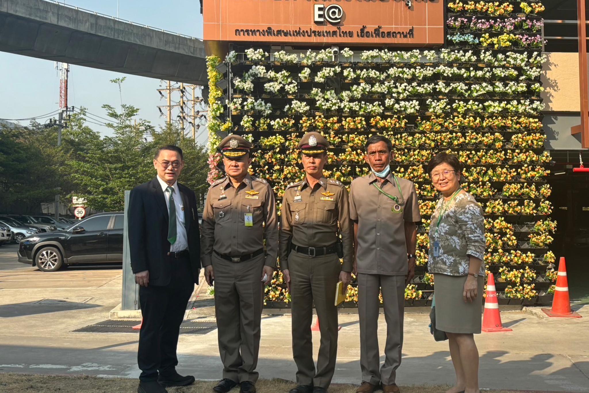 ประชุมโครงการแก้ไขปรับปรุงการจราจรภายในและภายนอกคณะแพทยศาสตร์โรงพยาบาลรามาธิบดี มหาวิทยาลัยมหิดล ประชุมโครงการแก้ไขปรับปรุงการจราจรภายในและภายนอกคณะแพทยศาสตร์โรงพยาบาลรามาธิบดี มหาวิทยาลัยมหิดล