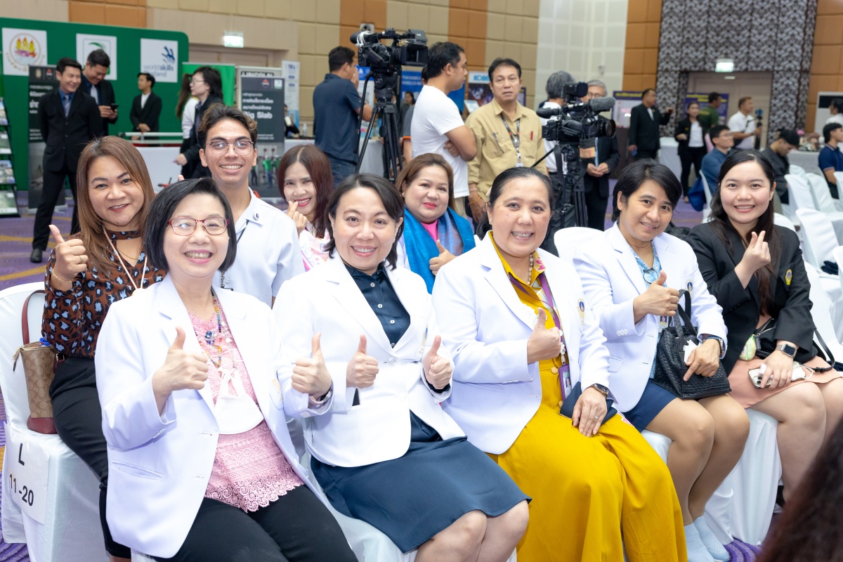 โรงเรียนพยาบาลรามาธิบดี คณะแพทยศาสตร์โรงพยาบาลรามาธิบดี มหาวิทยาลัยมหิดล เข้ารับโล่เกียรติคุณในฐานะผู้สนับสนุนการแข่งขันฝีมือแรงงานแห่งชาติ “WorldSkills Lyon 2024” และร่วมงานแถลงข่าว โรงเรียนพยาบาลรามาธิบดี คณะแพทยศาสตร์โรงพยาบาลรามาธิบดี มหาวิทยาลัยมหิดล เข้ารับโล่เกียรติคุณในฐานะผู้สนับสนุนการแข่งขันฝีมือแรงงานแห่งชาติ “WorldSkills Lyon 2024” และร่วมงานแถลงข่าว
