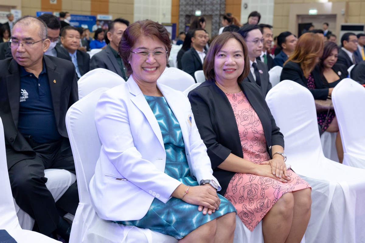 โรงเรียนพยาบาลรามาธิบดี คณะแพทยศาสตร์โรงพยาบาลรามาธิบดี มหาวิทยาลัยมหิดล เข้ารับโล่เกียรติคุณในฐานะผู้สนับสนุนการแข่งขันฝีมือแรงงานแห่งชาติ “WorldSkills Lyon 2024” และร่วมงานแถลงข่าว โรงเรียนพยาบาลรามาธิบดี คณะแพทยศาสตร์โรงพยาบาลรามาธิบดี มหาวิทยาลัยมหิดล เข้ารับโล่เกียรติคุณในฐานะผู้สนับสนุนการแข่งขันฝีมือแรงงานแห่งชาติ “WorldSkills Lyon 2024” และร่วมงานแถลงข่าว