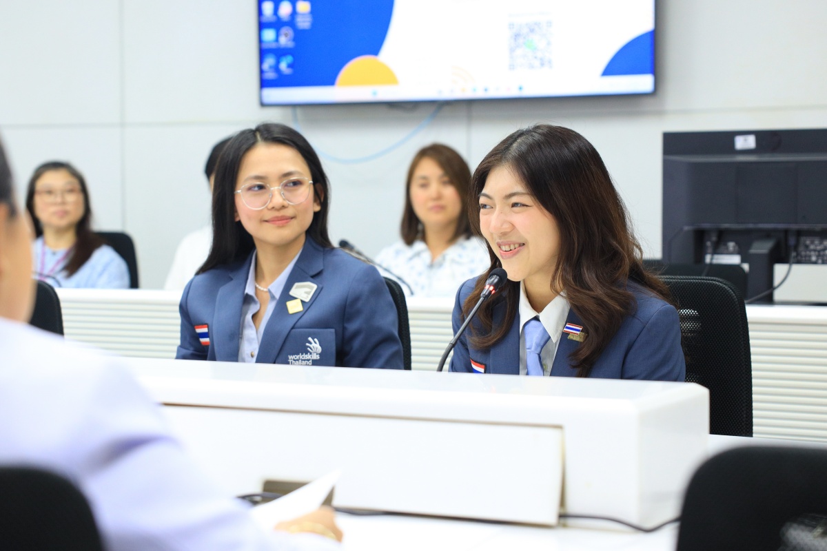 คณะผู้บริหาร โรงเรียนพยาบาลรามาธิบดี ร่วมต้อนรับตัวแทนเยาวชนไทย ที่คว้ารางวัลชนะเลิศเหรียญทองอันดับหนึ่ง “Gold Medal” และรางวัล “Best of Nation” จากการแข่งขัน “WorldSkills Lyon 2024” คณะผู้บริหาร โรงเรียนพยาบาลรามาธิบดี ร่วมต้อนรับตัวแทนเยาวชนไทย ที่คว้ารางวัลชนะเลิศเหรียญทองอันดับหนึ่ง “Gold Medal” และรางวัล “Best of Nation” จากการแข่งขัน “WorldSkills Lyon 2024”