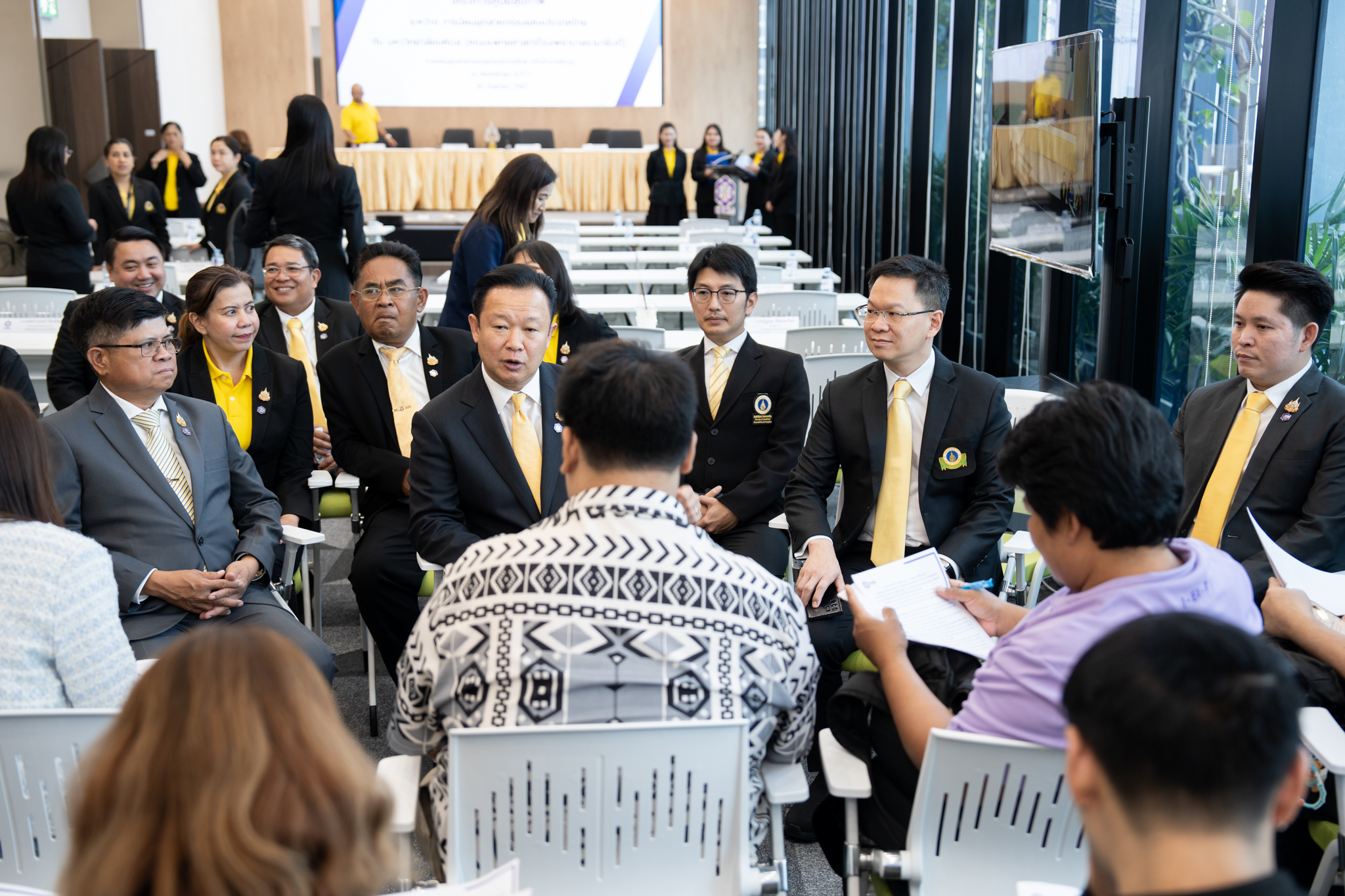 พิธีลงนามสัญญาให้บริการทางการแพทย์ “โครงการศูนย์สุขภาพ” ระหว่าง มหาวิทยาลัยมหิดล (คณะแพทยศาสตร์โรงพยาบาลรามาธิบดี) กับ การนิคมอุตสาหกรรมแห่งประเทศไทย (กนอ.) พิธีลงนามสัญญาให้บริการทางการแพทย์ “โครงการศูนย์สุขภาพ” ระหว่าง มหาวิทยาลัยมหิดล (คณะแพทยศาสตร์โรงพยาบาลรามาธิบดี) กับ การนิคมอุตสาหกรรมแห่งประเทศไทย (กนอ.)