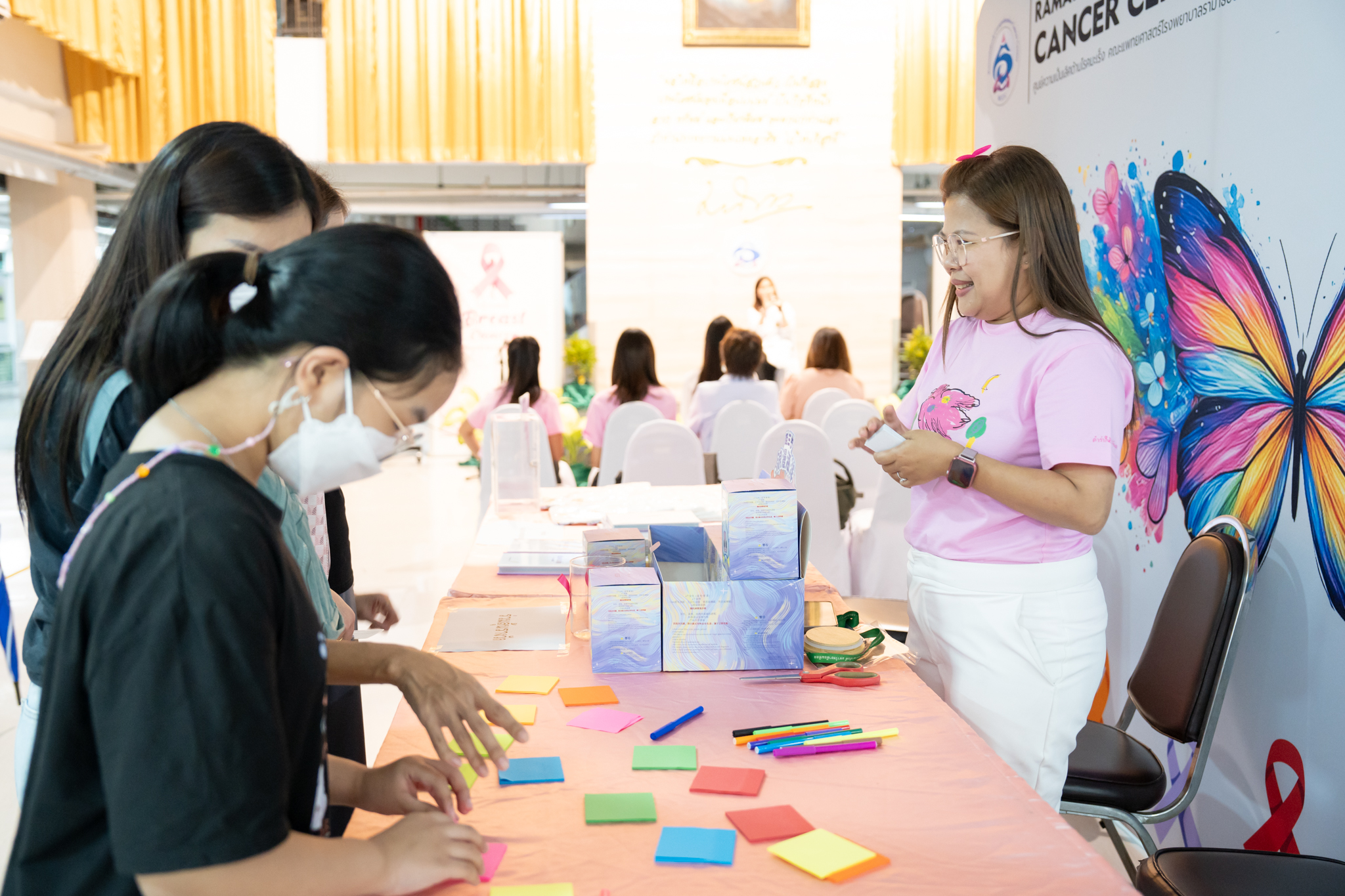 ศูนย์ความเป็นเลิศด้านโรคมะเร็ง จัดกิจกรรม “โรคมะเร็งเต้านม” พร้อมส่งเสริมความรู้สู่ประชาชน ทั้งการตรวจ-รักษา-วินิจฉัย