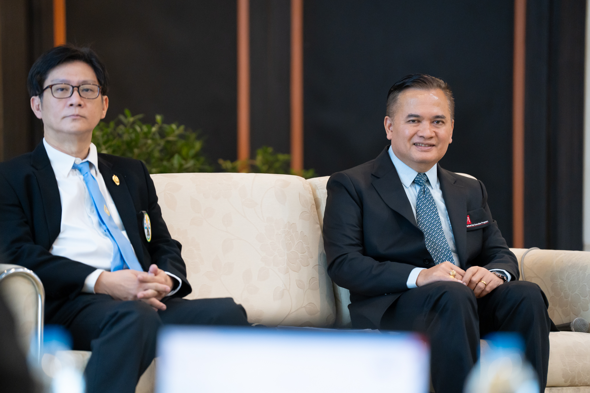 งานเสวนา หัวข้อ “คลินิกทิพย์! หมอทิพพย์! ภัยเงียบในวงการแพทย์…”