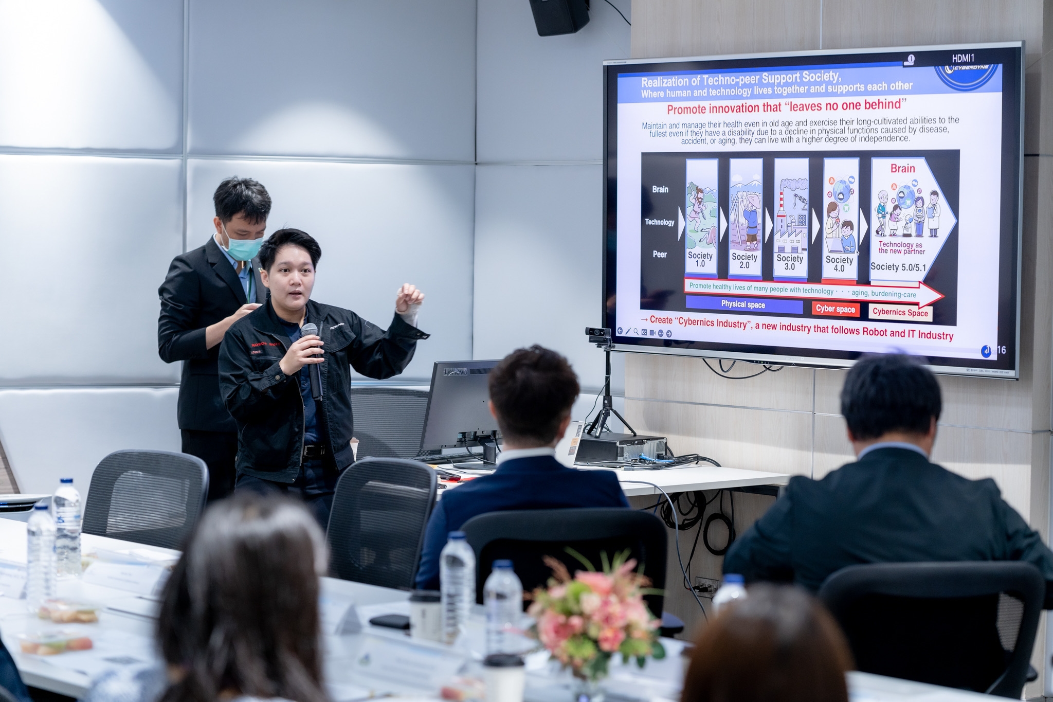 คณะแพทยศาสตร์โรงพยาบาลรามาธิบดี มหาวิทยาลัยมหิดล ให้การต้อนรับคณะผู้แทนจากบริษัท Cyberdyne Inc. ประเทศญี่ปุ่น คณะแพทยศาสตร์โรงพยาบาลรามาธิบดี มหาวิทยาลัยมหิดล ให้การต้อนรับคณะผู้แทนจากบริษัท Cyberdyne Inc. ประเทศญี่ปุ่น