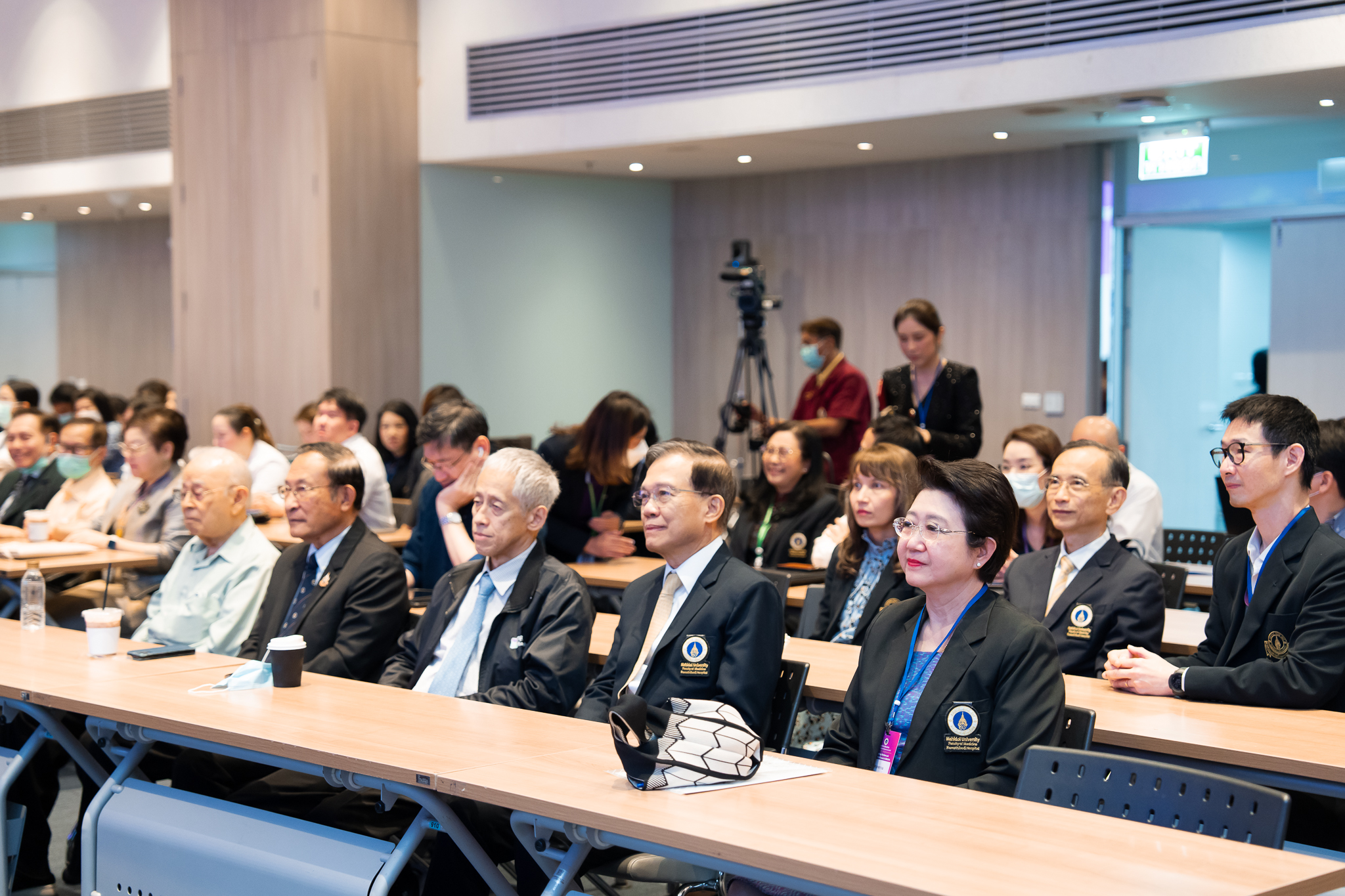 งานประชุมวิชาการประจำปี ภาควิชาสูติศาสตร์-นรีเวชวิทยา เรื่อง “Breaking Barriers and Aim for the Future in OB/GYN” งานประชุมวิชาการประจำปี ภาควิชาสูติศาสตร์-นรีเวชวิทยา เรื่อง “Breaking Barriers and Aim for the Future in OB/GYN”