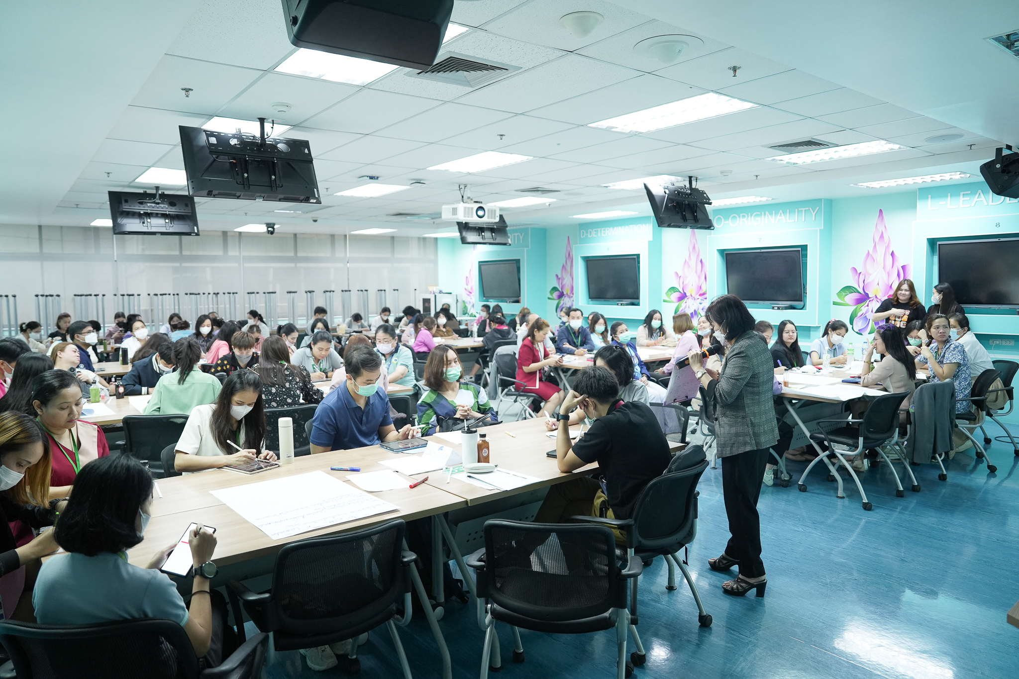 โครงการพัฒนาบุคลากรภายในคณะฯ โครงการพัฒนาบุคลากรภายในคณะฯ
