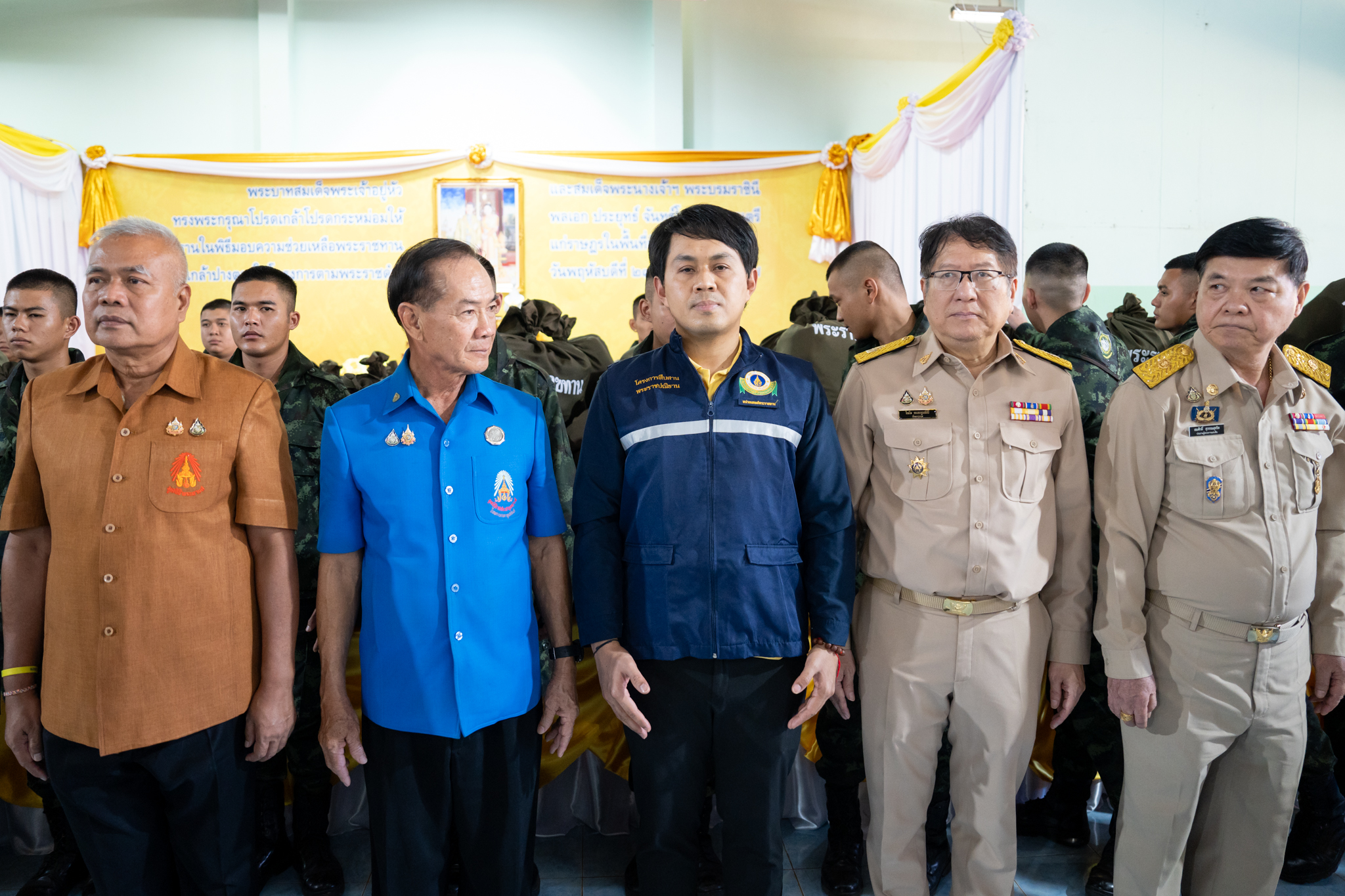 คณะแพทยศาสตร์โรงพยาบาลรามาธิบดี มหาวิทยาลัยมหิดล ร่วมกับ สำนักงานองคมนตรี ออกหน่วยแพทย์เคลื่อนที่ ในโครงการ “สืบสานพระราชปณิธาน” ณ โรงเรียนร่มเกล้าปางตอง ในโครงการตามพระราชดำริ อำเภอเมืองแม่ฮ่องสอน จังหวัดแม่ฮ่องสอน