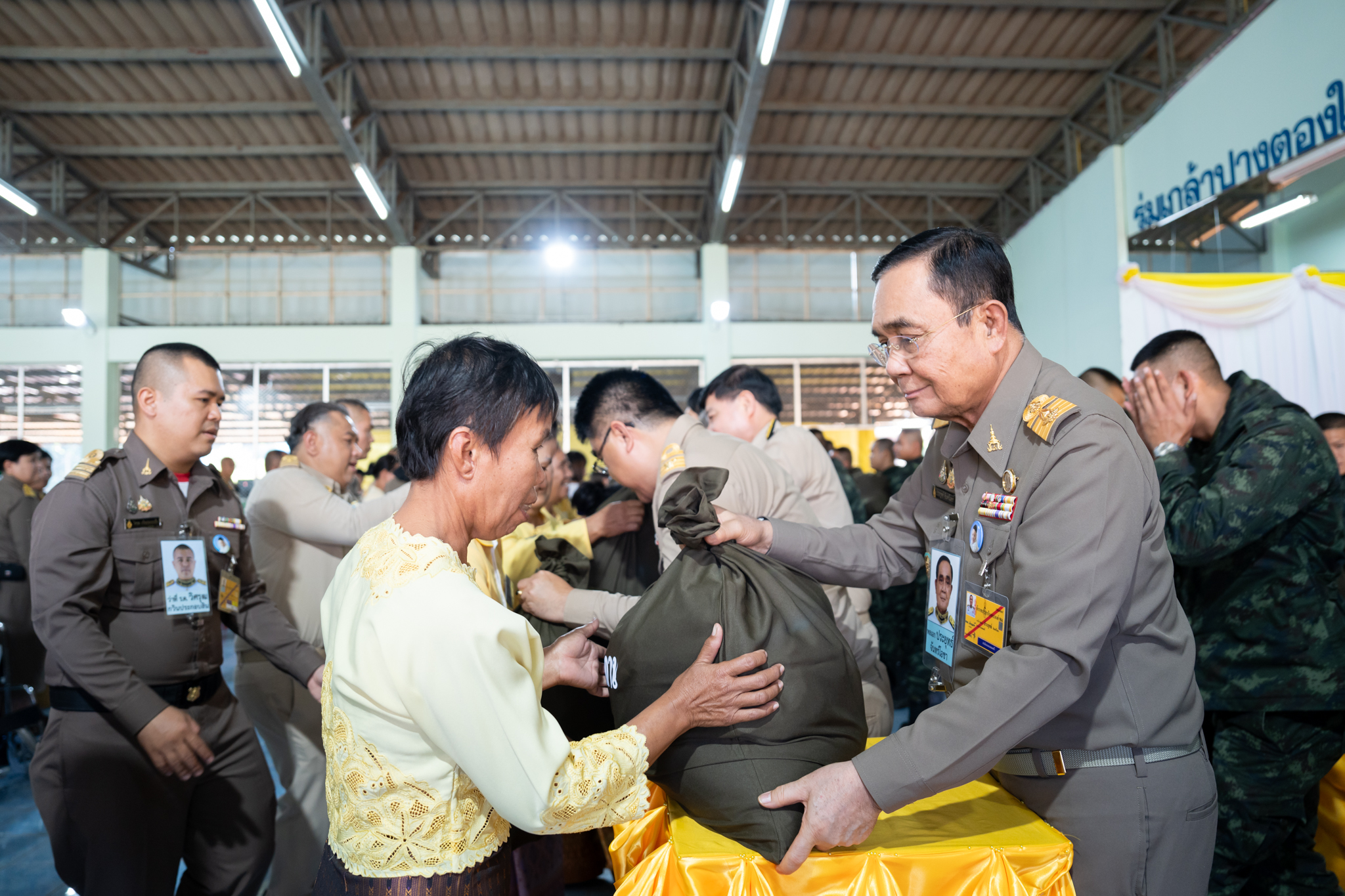คณะแพทยศาสตร์โรงพยาบาลรามาธิบดี มหาวิทยาลัยมหิดล ร่วมกับ สำนักงานองคมนตรี ออกหน่วยแพทย์เคลื่อนที่ ในโครงการ “สืบสานพระราชปณิธาน” ณ โรงเรียนร่มเกล้าปางตอง ในโครงการตามพระราชดำริ อำเภอเมืองแม่ฮ่องสอน จังหวัดแม่ฮ่องสอน