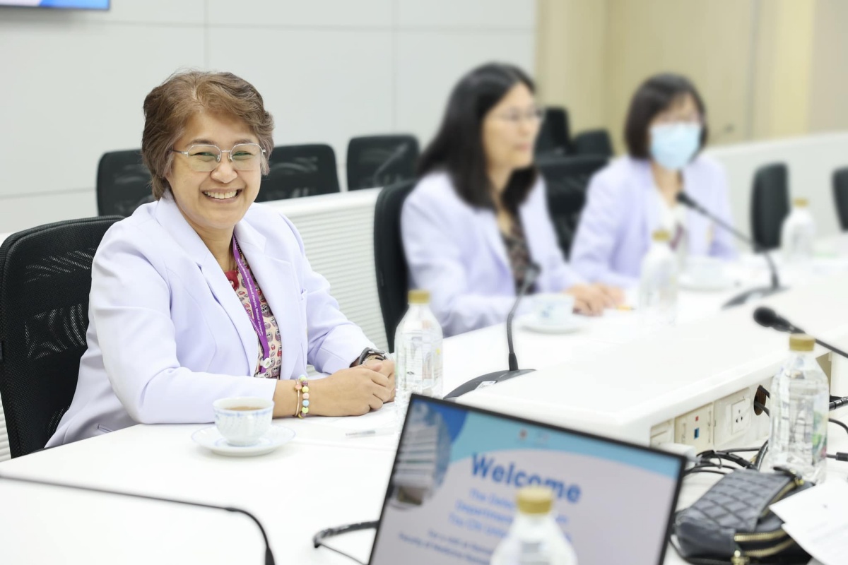คณะผู้บริหาร โรงเรียนพยาบาลรามาธิบดี คณะแพทยศาสตร์โรงพยาบาลรามาธิบดี มหาวิทยาลัยมหิดล ให้การต้อนรับ คณะผู้บริหารจาก College of Nursing, Tzu Chi University สาธารณรัฐจีน (ไต้หวัน) คณะผู้บริหาร โรงเรียนพยาบาลรามาธิบดี คณะแพทยศาสตร์โรงพยาบาลรามาธิบดี มหาวิทยาลัยมหิดล ให้การต้อนรับ คณะผู้บริหารจาก College of Nursing, Tzu Chi University สาธารณรัฐจีน (ไต้หวัน)