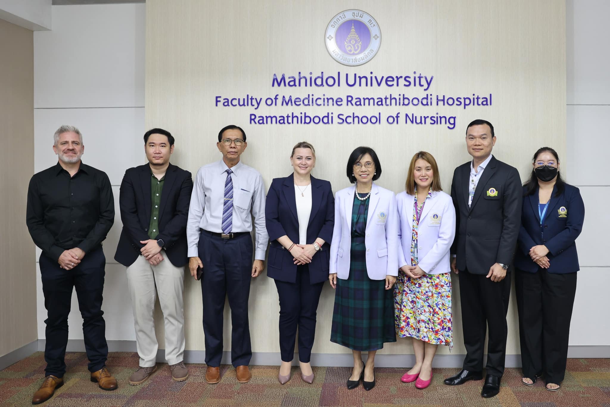 คณะผู้บริหาร โรงเรียนพยาบาลรามาธิบดี คณะแพทยศาสตร์โรงพยาบาลรามาธิบดี มหาวิทยาลัยมหิดล ให้การต้อนรับ คณะผู้บริหาร จาก Luxembourg Development Agency ราชรัฐลักเซมเบิร์ก คณะผู้บริหาร โรงเรียนพยาบาลรามาธิบดี คณะแพทยศาสตร์โรงพยาบาลรามาธิบดี มหาวิทยาลัยมหิดล ให้การต้อนรับ คณะผู้บริหาร จาก Luxembourg Development Agency ราชรัฐลักเซมเบิร์ก