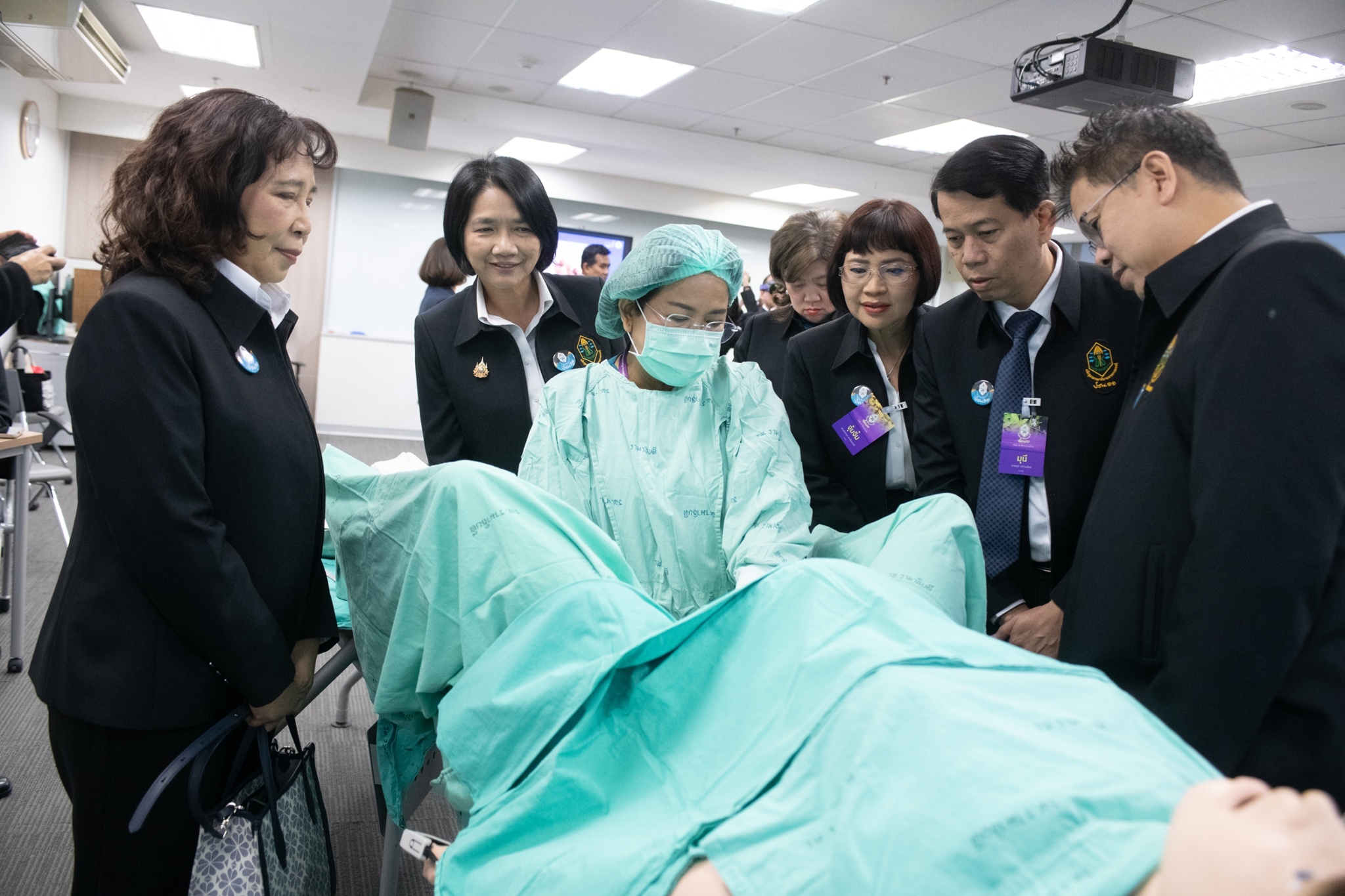 ต้อนรับคณะผู้ศึกษาดูงานจากหลักสูตรประกาศนียบัตรธรรมาภิบาลทางการแพทย์สำหรับผู้บริหารระดับสูง (ปธพ.) รุ่นที่ 11 ต้อนรับคณะผู้ศึกษาดูงานจากหลักสูตรประกาศนียบัตรธรรมาภิบาลทางการแพทย์สำหรับผู้บริหารระดับสูง (ปธพ.) รุ่นที่ 11