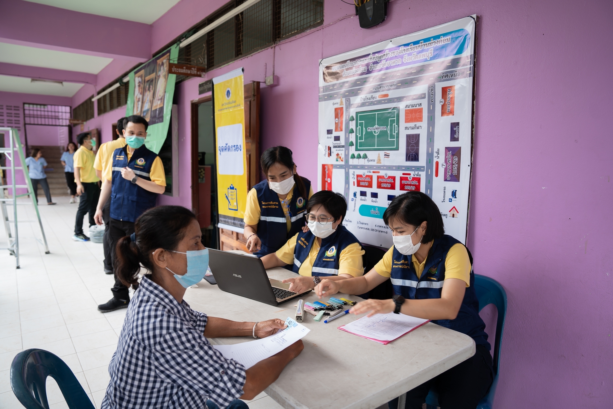 คณะแพทยศาสตร์โรงพยาบาลรามาธิบดี มหาวิทยาลัยมหิดล ร่วมกับ สำนักงานองคมนตรี ออกหน่วยแพทย์เคลื่อนที่ ในโครงการ “สืบสานพระราชปณิธาน” ณ จังหวัดลพบุรี คณะแพทยศาสตร์โรงพยาบาลรามาธิบดี มหาวิทยาลัยมหิดล ร่วมกับ สำนักงานองคมนตรี ออกหน่วยแพทย์เคลื่อนที่ ในโครงการ “สืบสานพระราชปณิธาน” ณ จังหวัดลพบุรี