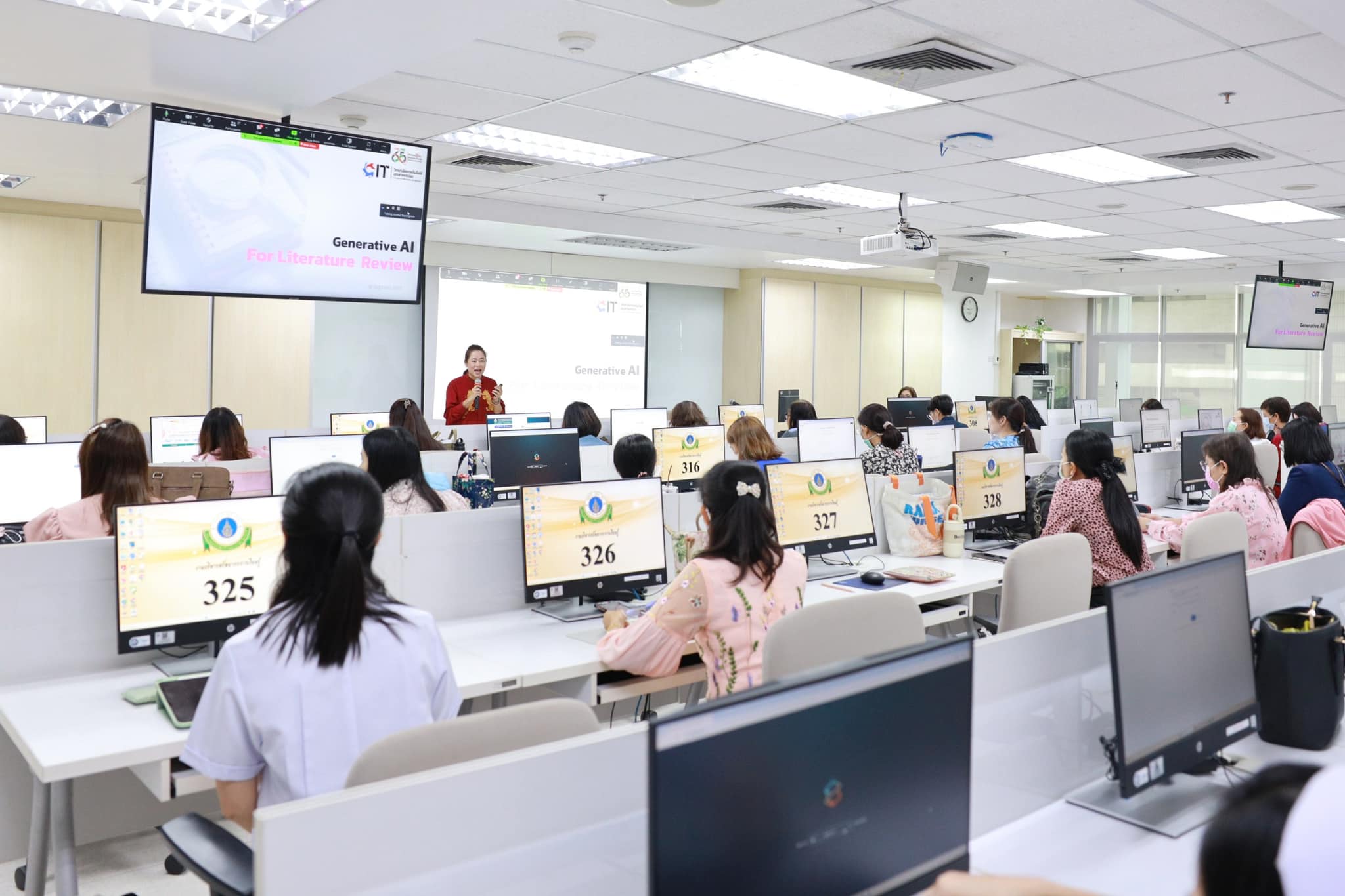 หน่วยวิจัยและนวัตกรรม งานบัณฑิตศึกษาและวิจัย โรงเรียนพยาบาลรามาธิบดี คณะแพทยศาสตร์โรงพยาบาลรามาธิบดี มหาวิทยาลัยมหิดล จัดโครงการอบรมเชิงปฏิบัติการ เรื่อง "Generative AI for Literature Review”