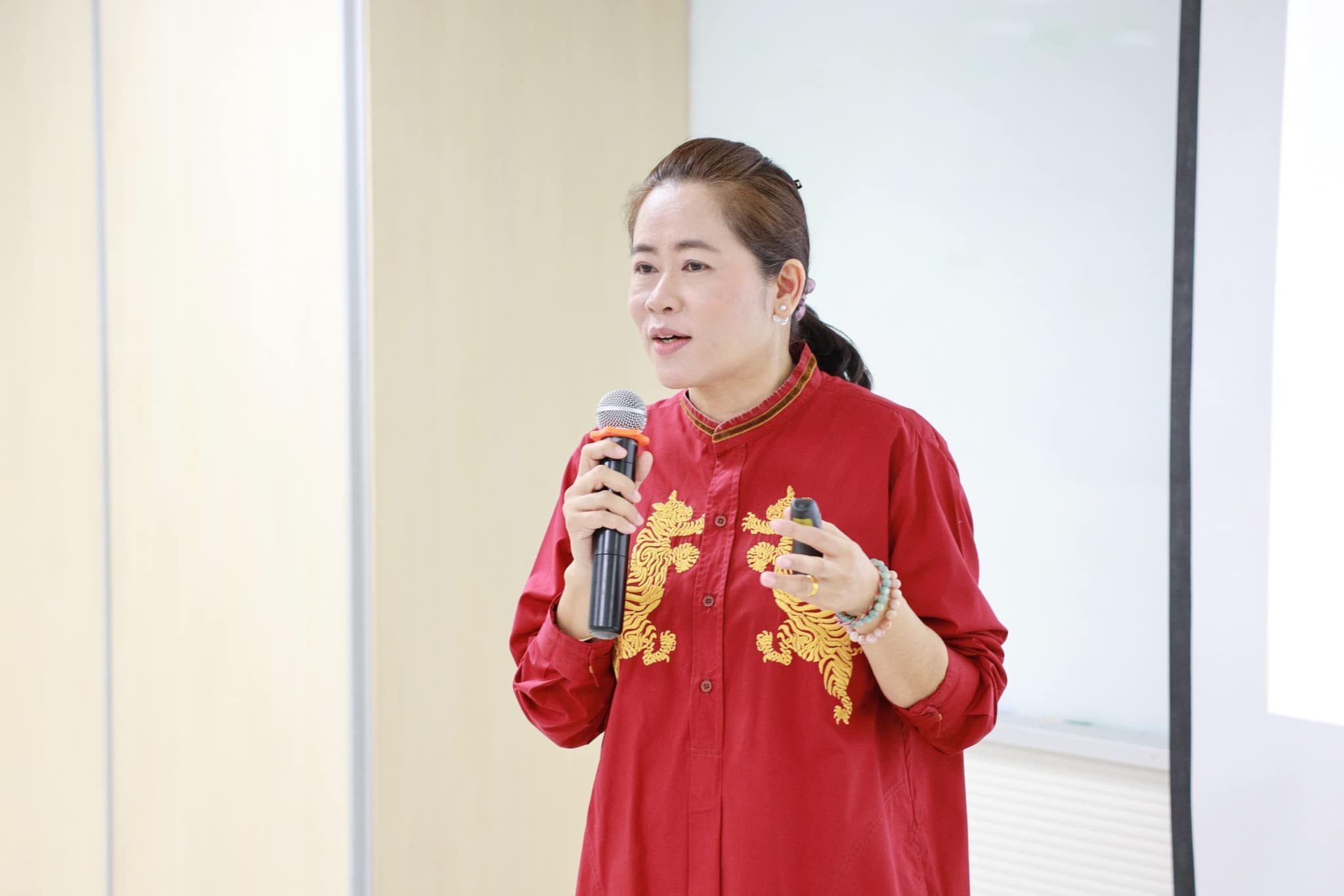 หน่วยวิจัยและนวัตกรรม งานบัณฑิตศึกษาและวิจัย โรงเรียนพยาบาลรามาธิบดี คณะแพทยศาสตร์โรงพยาบาลรามาธิบดี มหาวิทยาลัยมหิดล จัดโครงการอบรมเชิงปฏิบัติการ เรื่อง "Generative AI for Literature Review”