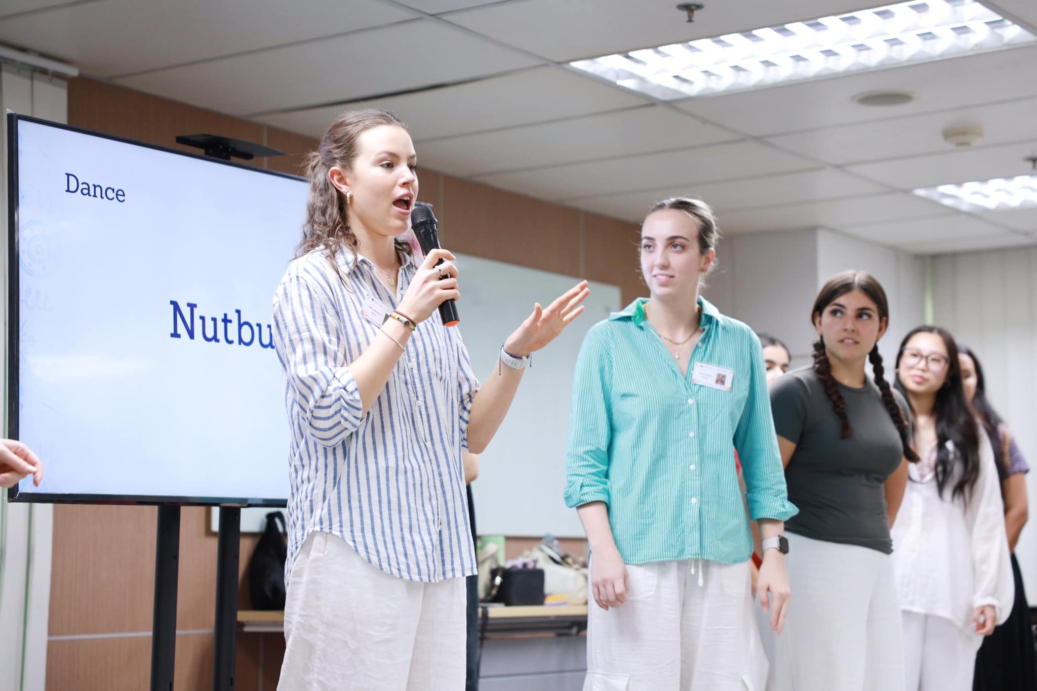 หน่วยวิเทศสัมพันธ์ โรงเรียนพยาบาลรามาธิบดี คณะแพทยศาสตร์โรงพยาบาลรามาธิบดี มหาวิทยาลัยมหิดล จัดงาน “The Cultural Presentations and Activities” หน่วยวิเทศสัมพันธ์ โรงเรียนพยาบาลรามาธิบดี คณะแพทยศาสตร์โรงพยาบาลรามาธิบดี มหาวิทยาลัยมหิดล จัดงาน “The Cultural Presentations and Activities”