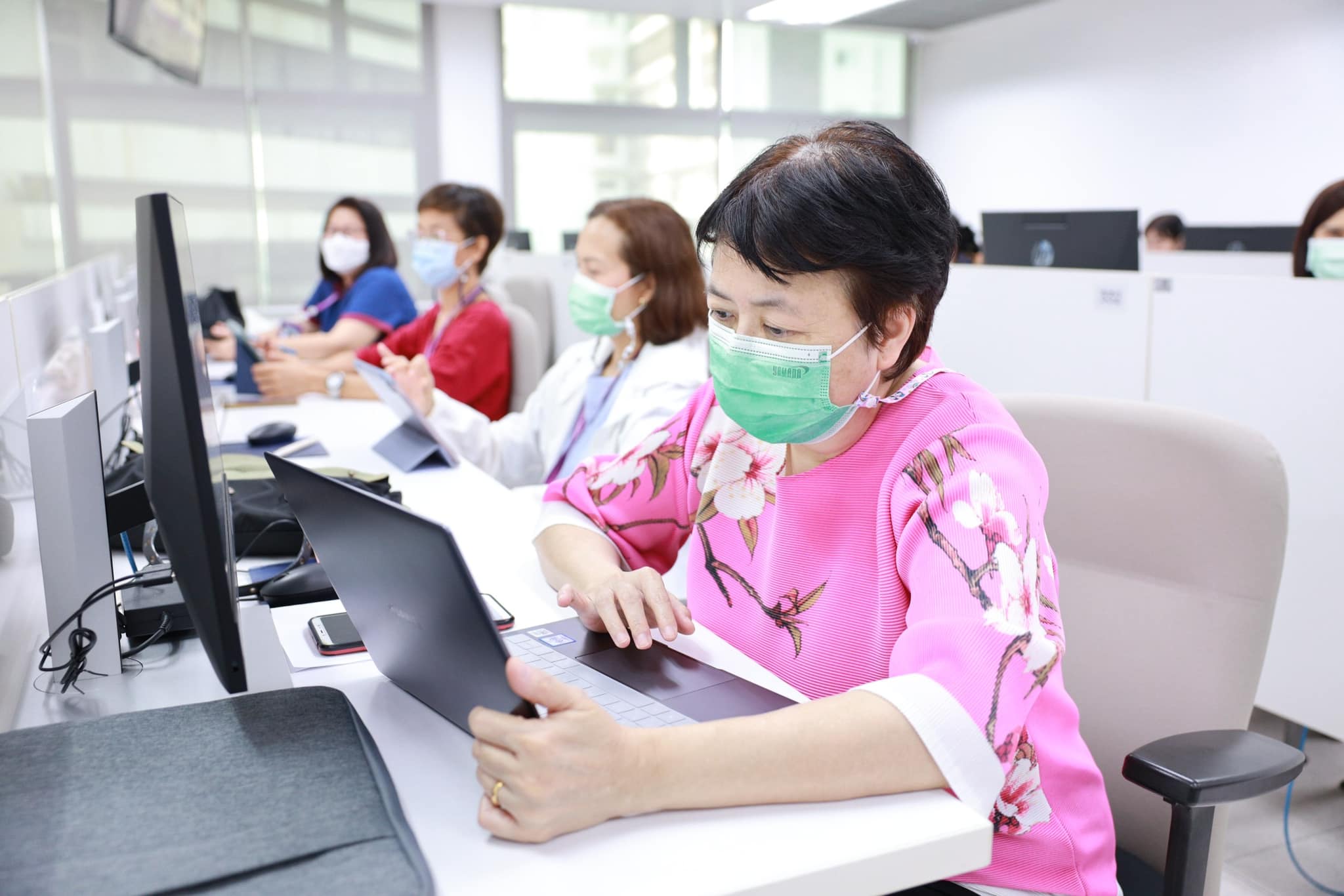 หน่วยวิจัยและนวัตกรรม งานบัณฑิตศึกษาและวิจัย โรงเรียนพยาบาลรามาธิบดี คณะแพทยศาสตร์โรงพยาบาลรามาธิบดี มหาวิทยาลัยมหิดล จัดโครงการอบรมเชิงปฏิบัติการ เรื่อง "Generative AI for Literature Review”