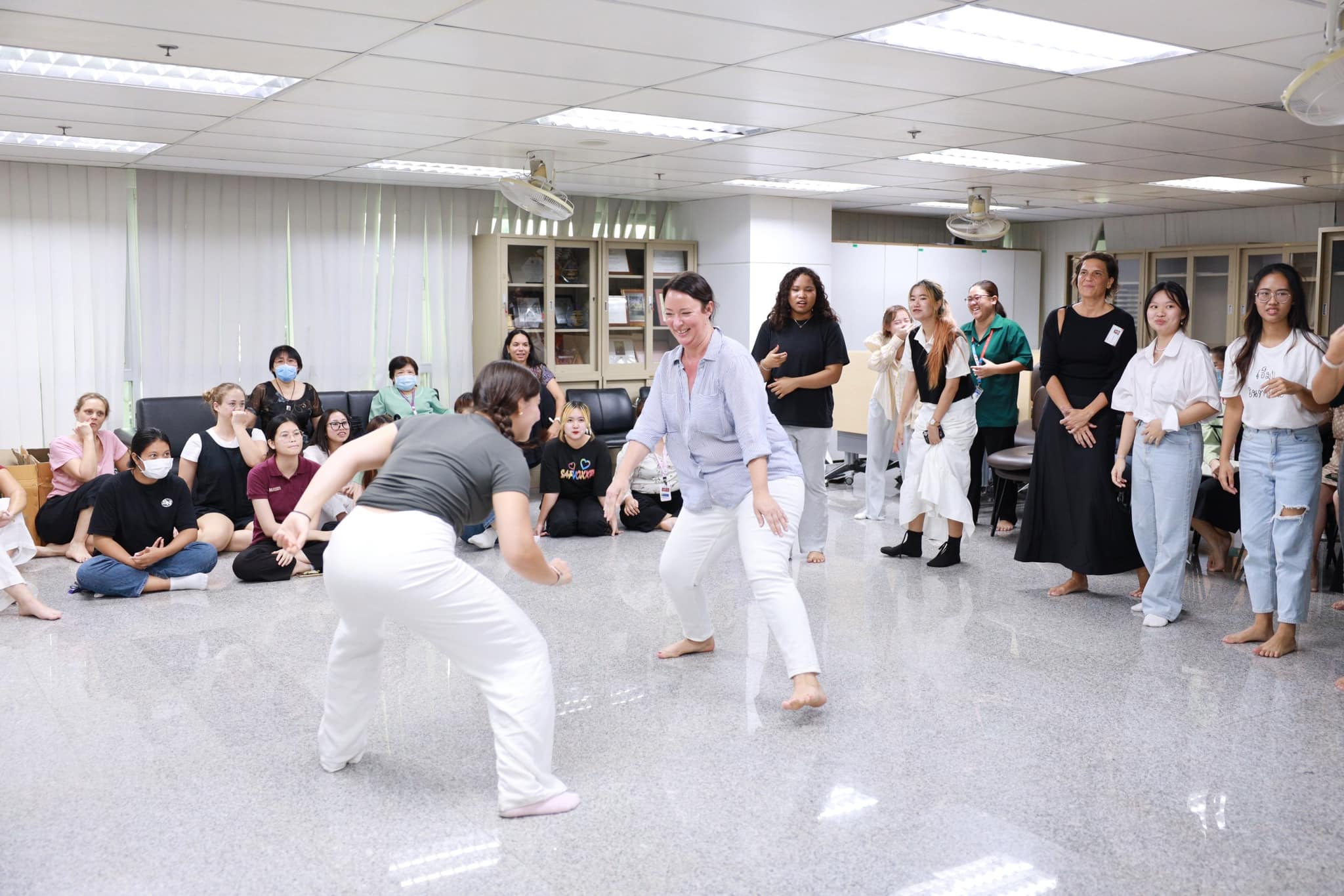 หน่วยวิเทศสัมพันธ์ โรงเรียนพยาบาลรามาธิบดี คณะแพทยศาสตร์โรงพยาบาลรามาธิบดี มหาวิทยาลัยมหิดล จัดงาน “The Cultural Presentations and Activities” หน่วยวิเทศสัมพันธ์ โรงเรียนพยาบาลรามาธิบดี คณะแพทยศาสตร์โรงพยาบาลรามาธิบดี มหาวิทยาลัยมหิดล จัดงาน “The Cultural Presentations and Activities”