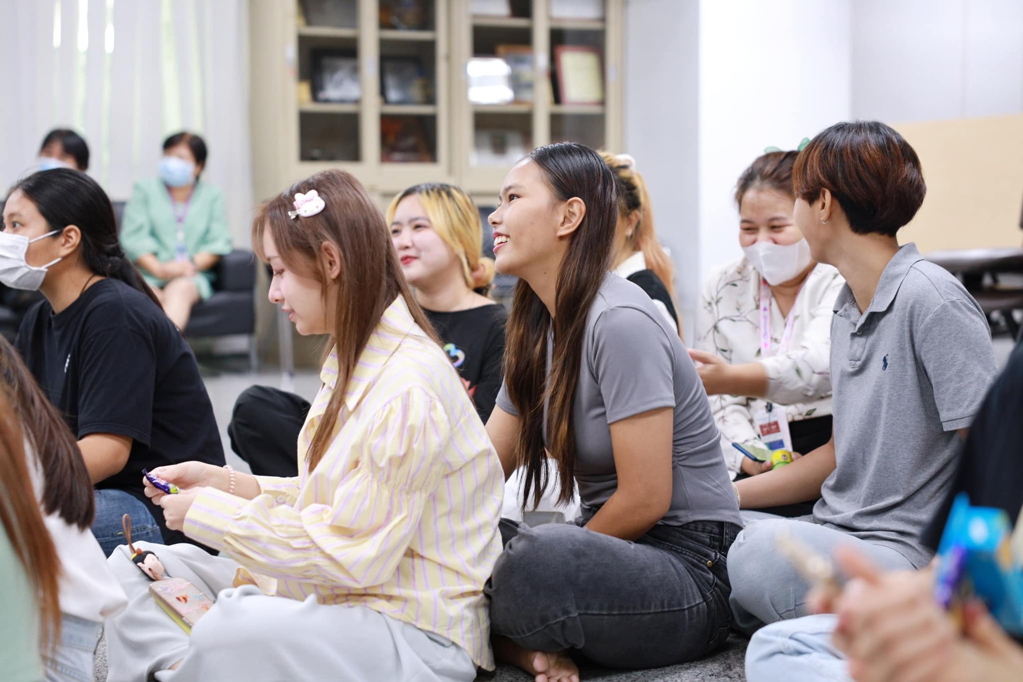 หน่วยวิเทศสัมพันธ์ โรงเรียนพยาบาลรามาธิบดี คณะแพทยศาสตร์โรงพยาบาลรามาธิบดี มหาวิทยาลัยมหิดล จัดงาน “The Cultural Presentations and Activities” หน่วยวิเทศสัมพันธ์ โรงเรียนพยาบาลรามาธิบดี คณะแพทยศาสตร์โรงพยาบาลรามาธิบดี มหาวิทยาลัยมหิดล จัดงาน “The Cultural Presentations and Activities”