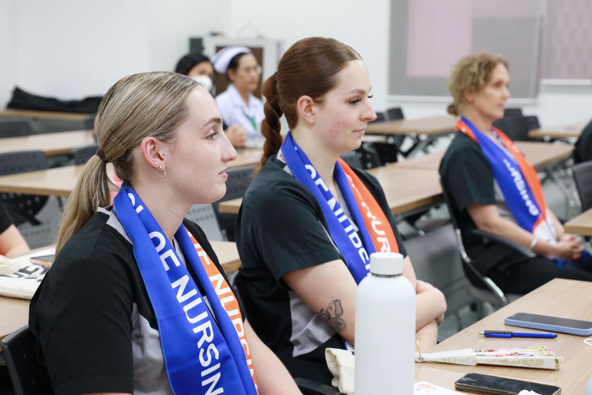 พิธีมอบประกาศนียบัตรและงานเลี้ยงอำลานักศึกษาพยาบาลแลกเปลี่ยน จาก Deakin University เครือรัฐออสเตรเลีย พิธีมอบประกาศนียบัตรและงานเลี้ยงอำลานักศึกษาพยาบาลแลกเปลี่ยน จาก Deakin University เครือรัฐออสเตรเลีย