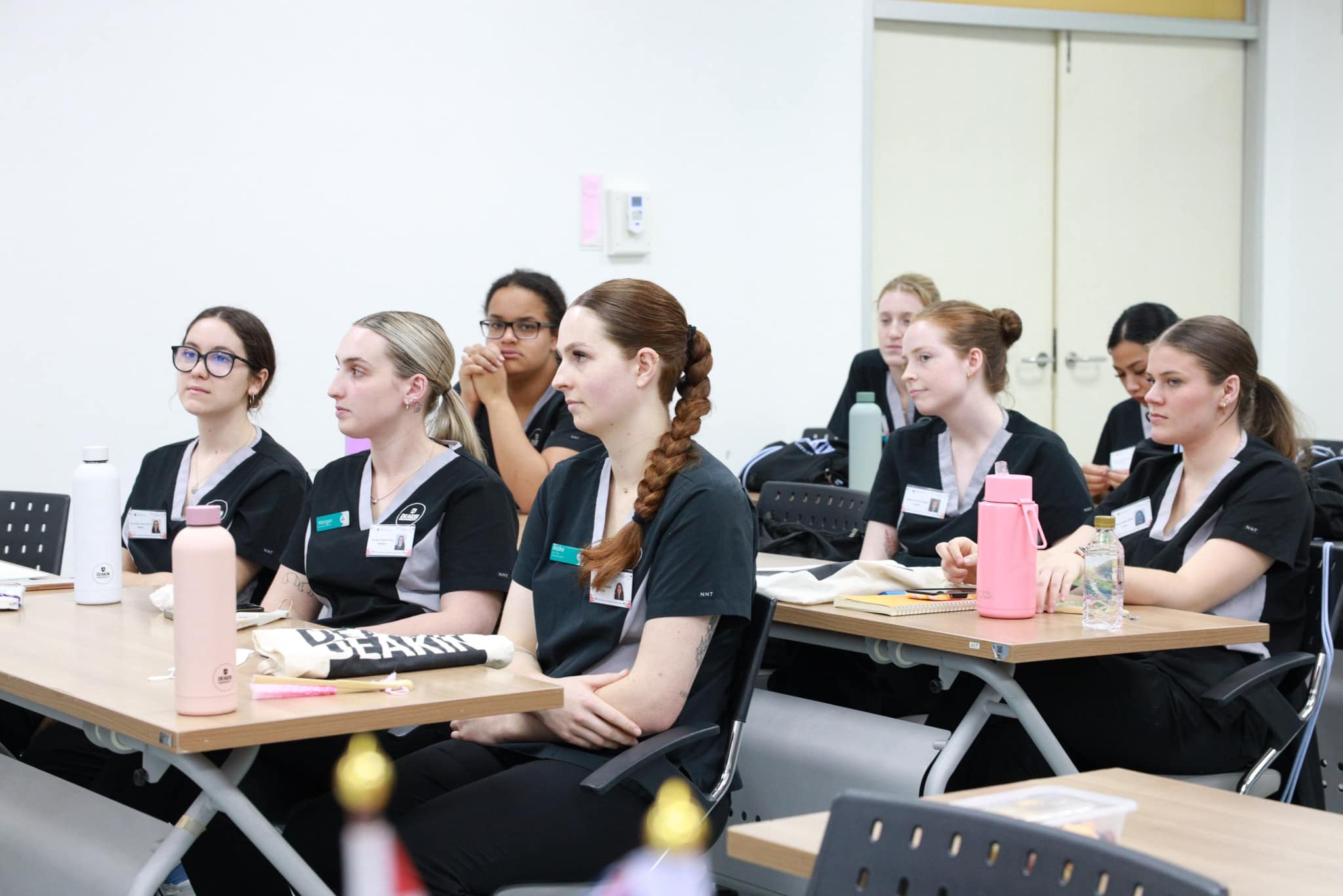 พิธีมอบประกาศนียบัตรและงานเลี้ยงอำลานักศึกษาพยาบาลแลกเปลี่ยน จาก Deakin University เครือรัฐออสเตรเลีย พิธีมอบประกาศนียบัตรและงานเลี้ยงอำลานักศึกษาพยาบาลแลกเปลี่ยน จาก Deakin University เครือรัฐออสเตรเลีย