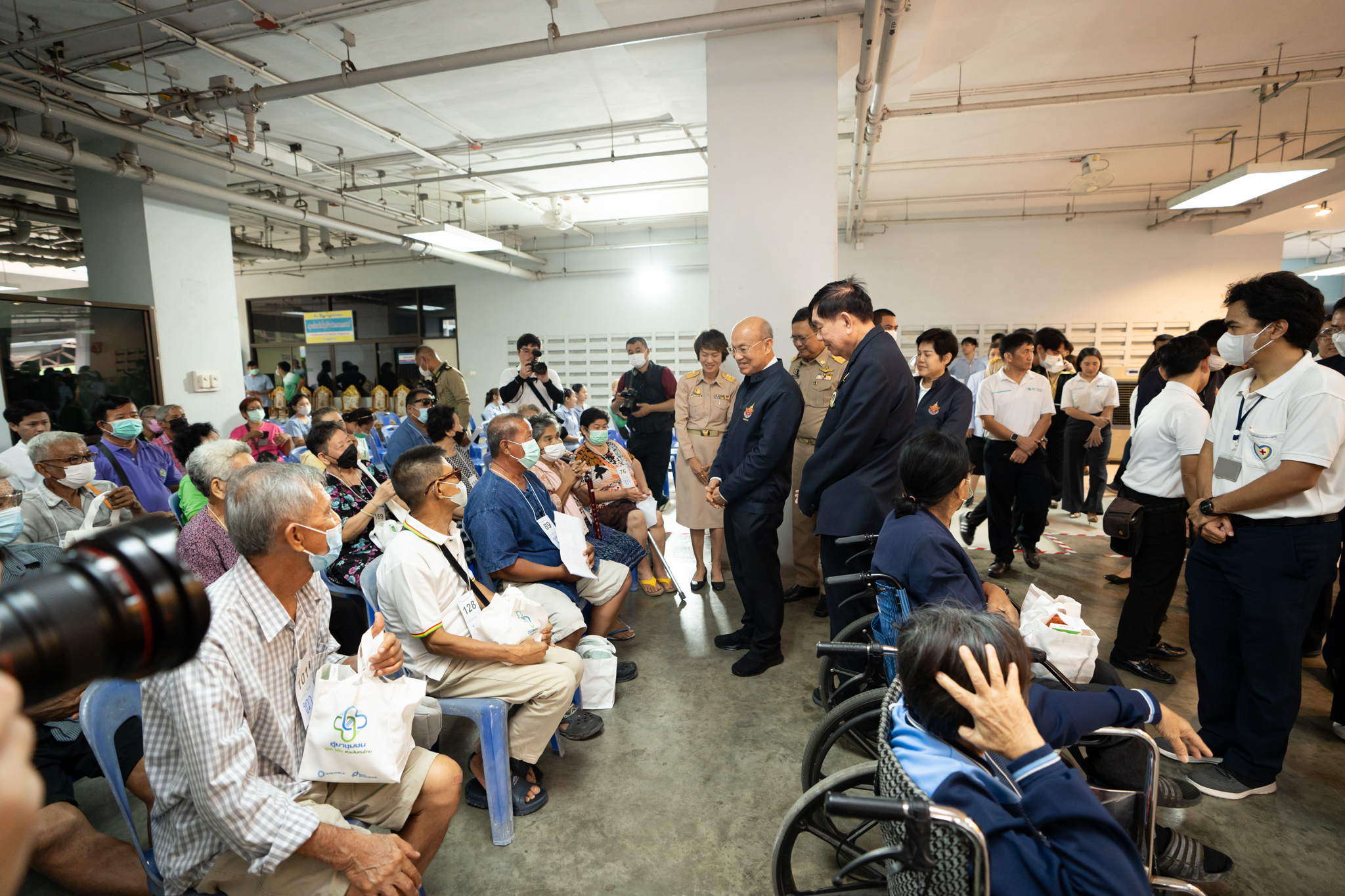 โครงการ “ราษฎรสุขใจ พลานามัยสมบูรณ์ แพทย์พระราชทาน” โดยสํานักงานทรัพย์สินพระมหากษัตริย์ ร่วมกับ คณะแพทยศาสตร์โรงพยาบาลรามาธิบดี มหาวิทยาลัยมหิดล และหน่วยงานภาคี ณ โรงพยาบาลพุทธโสธร จังหวัดฉะเชิงเทรา