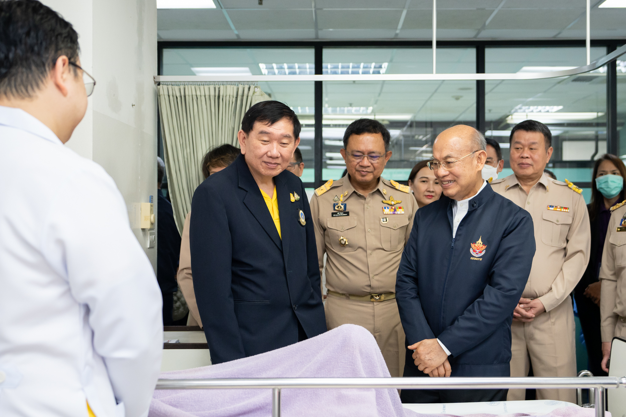 โครงการ “ราษฎรสุขใจ พลานามัยสมบูรณ์ แพทย์พระราชทาน” โดยสํานักงานทรัพย์สินพระมหากษัตริย์ ร่วมกับ คณะแพทยศาสตร์โรงพยาบาลรามาธิบดี มหาวิทยาลัยมหิดล และหน่วยงานภาคี ณ โรงพยาบาลพุทธโสธร จังหวัดฉะเชิงเทรา
