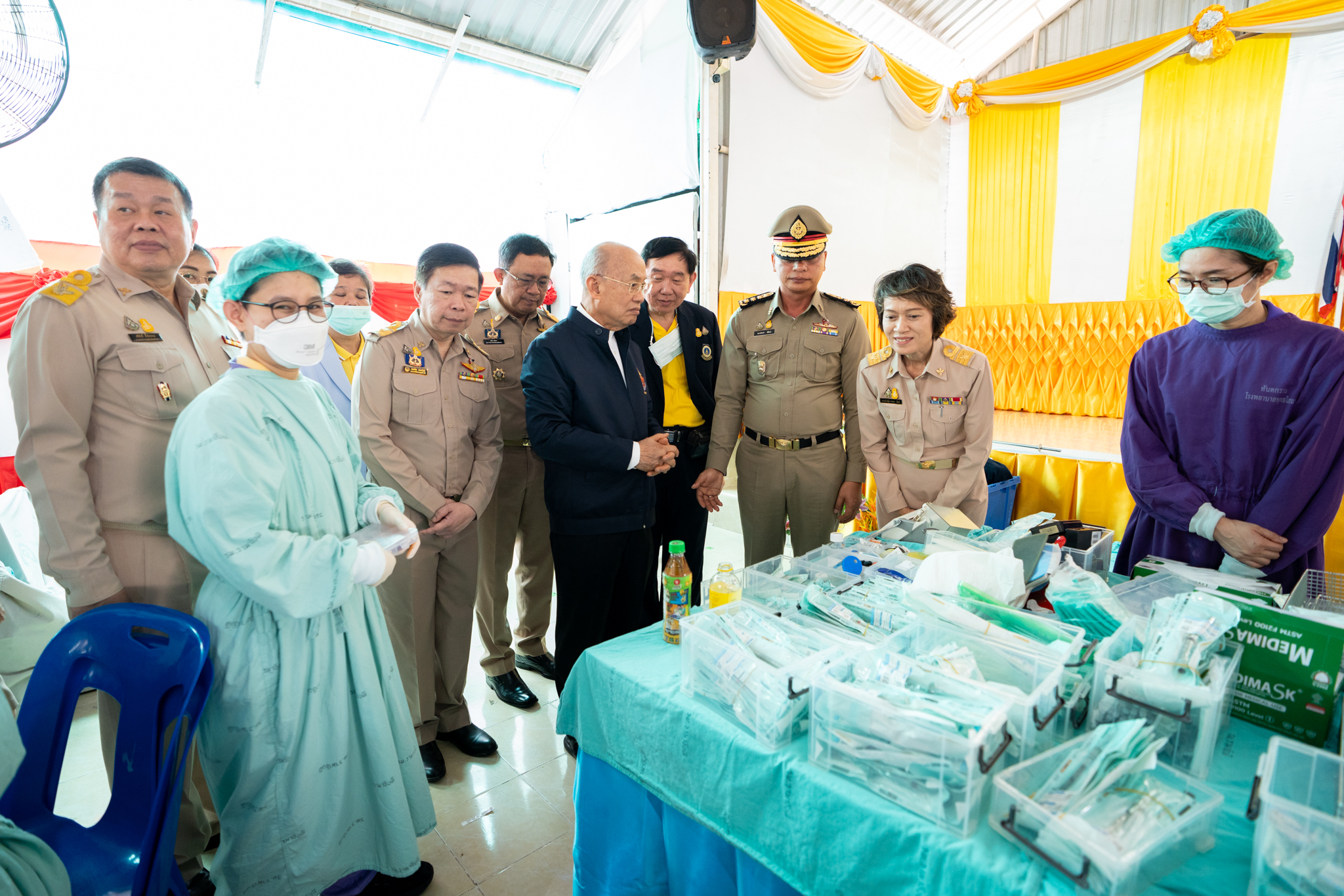 โครงการ “ราษฎรสุขใจ พลานามัยสมบูรณ์ แพทย์พระราชทาน” โดยสํานักงานทรัพย์สินพระมหากษัตริย์ ร่วมกับ คณะแพทยศาสตร์โรงพยาบาลรามาธิบดี มหาวิทยาลัยมหิดล และหน่วยงานภาคี ณ โรงพยาบาลพุทธโสธร จังหวัดฉะเชิงเทรา