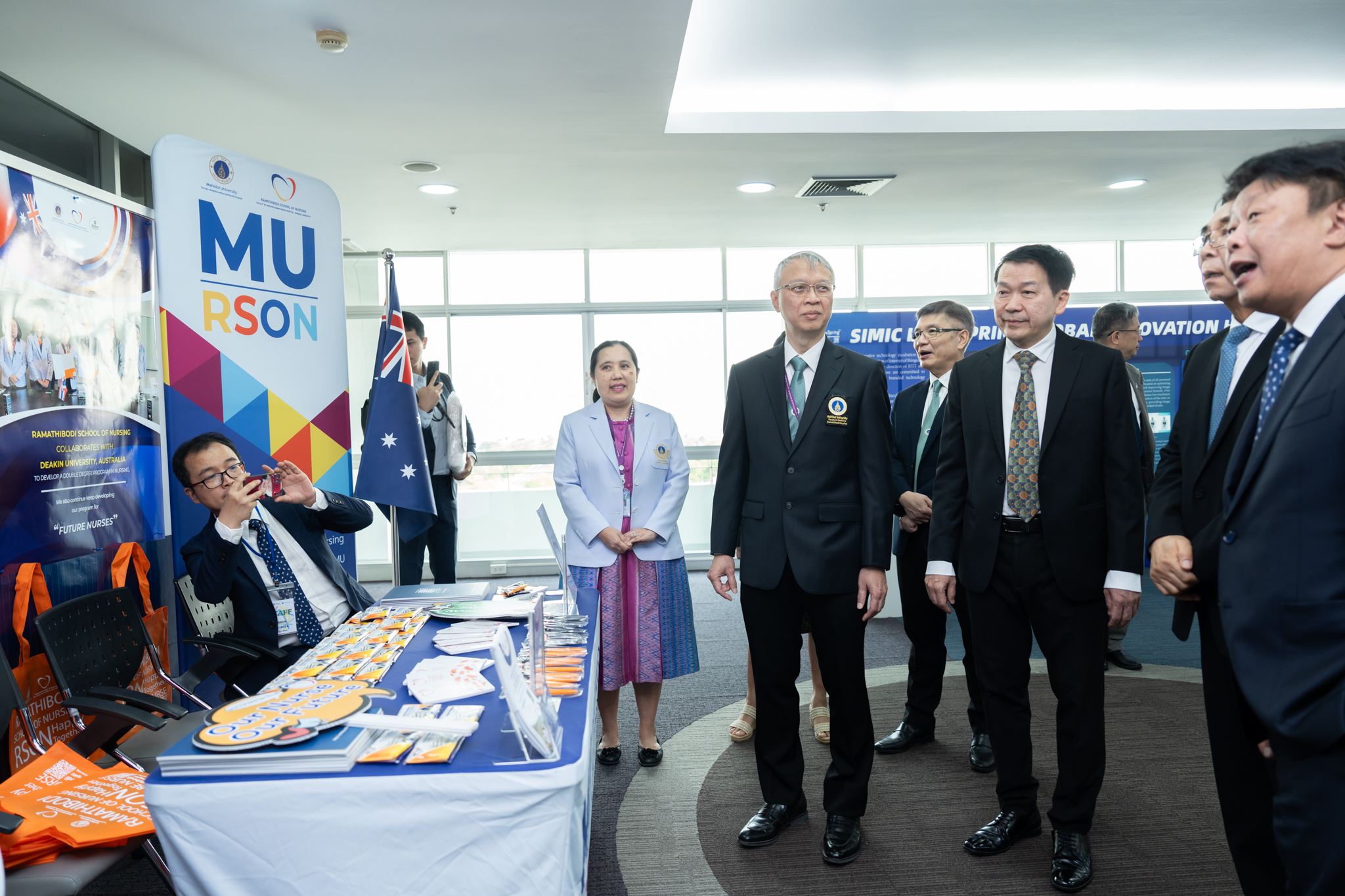 คณะผู้เข้าร่วมงานประชุม PMAC 2024 เข้าศึกษาดูงานที่คณะแพทยศาสตร์โรงพยาบาลรามาธิบดี มหาวิทยาลัยมหิดล คณะผู้เข้าร่วมงานประชุม PMAC 2024 เข้าศึกษาดูงานที่คณะแพทยศาสตร์โรงพยาบาลรามาธิบดี มหาวิทยาลัยมหิดล